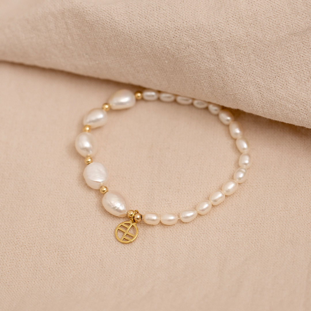 Elegant Fusion Pearl Bracelet for Women - Handmade Freshwater Pearl Jewelry - Perfect for Weddings, Parties & Gifts