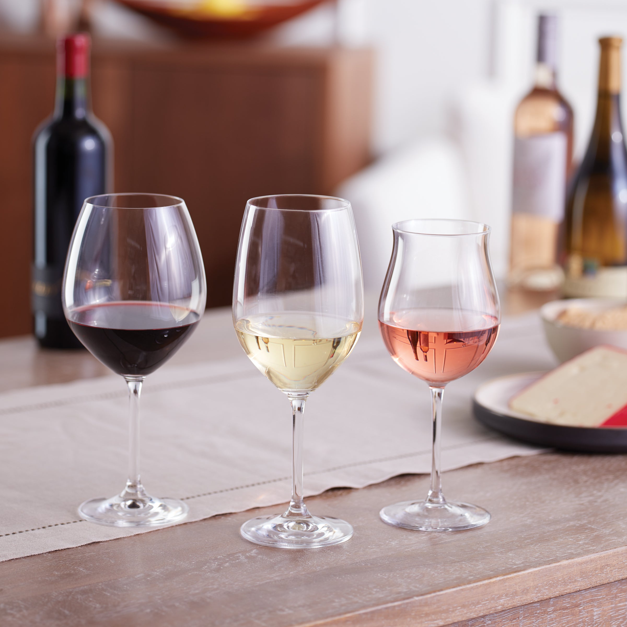 Premium Tuscany Classics Red Wine Glasses Set of 6 - Elegant Crystal Stemware for Cabernet, Merlot & Pinot Noir - Perfect for Dinner Parties, Wine Tasting & Romantic Evenings