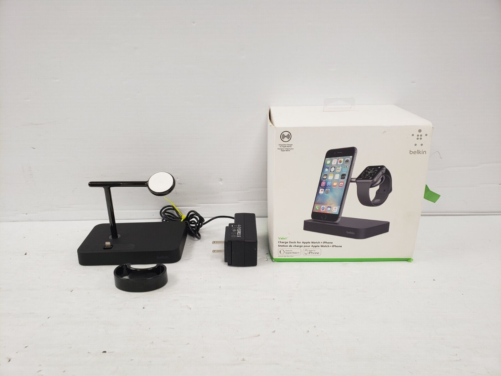 Belkin F8J183 3-in-1 Wireless Charging Dock for iPhone, Apple Watch & AirPods - Fast Charging Station for Home, Office & Travel