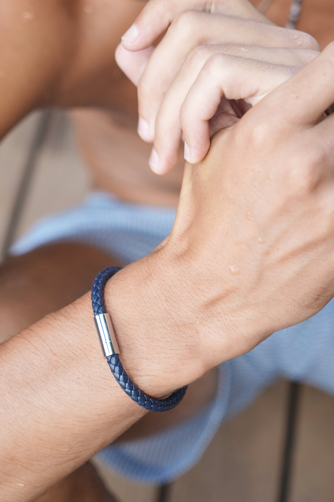 Men's Genuine Leather Single Braided Wrap Bracelet - Stylish & Durable for Casual & Formal Wear
