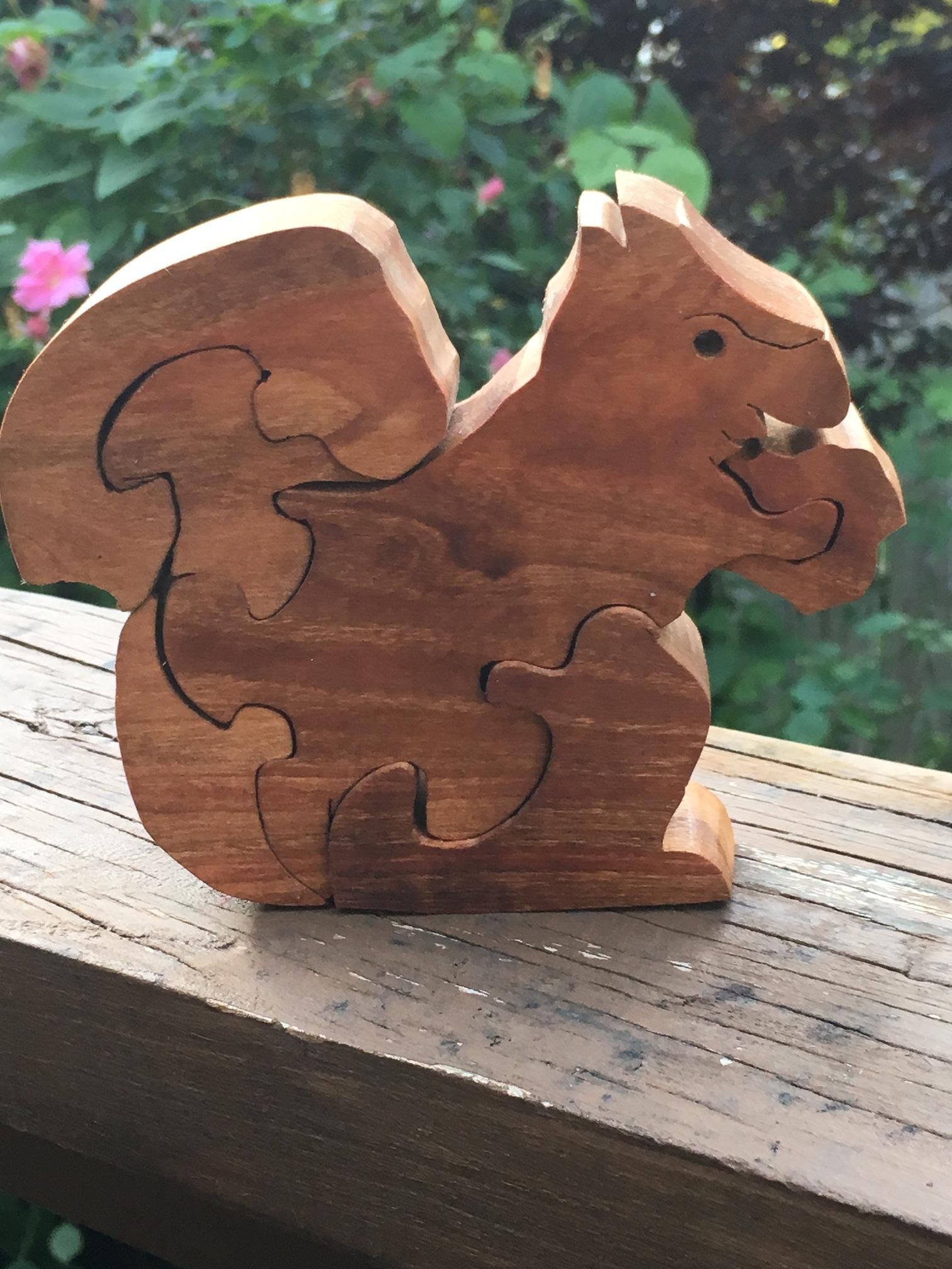 Premium Wooden Squirrel Puzzle Toy - Brain Teaser for Kids & Adults - Educational Montessori Learning Game - Perfect for Family Game Nights & Classroom Activities