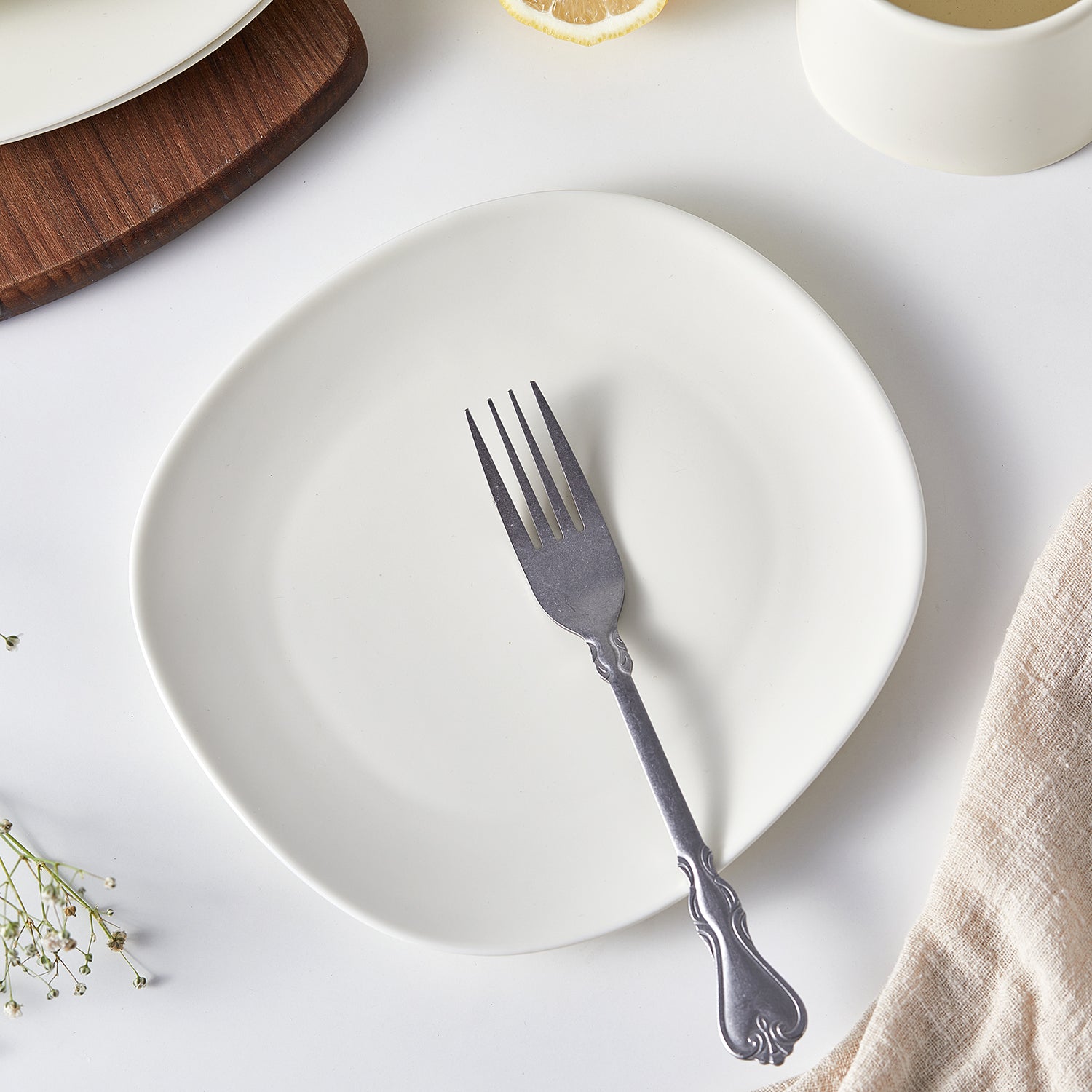 Delilah Porcelain Salad Plate Set of 6 - Elegant Dinnerware for Fine Dining, Parties & Home Decor | Dishwasher Safe & Chip Resistant
