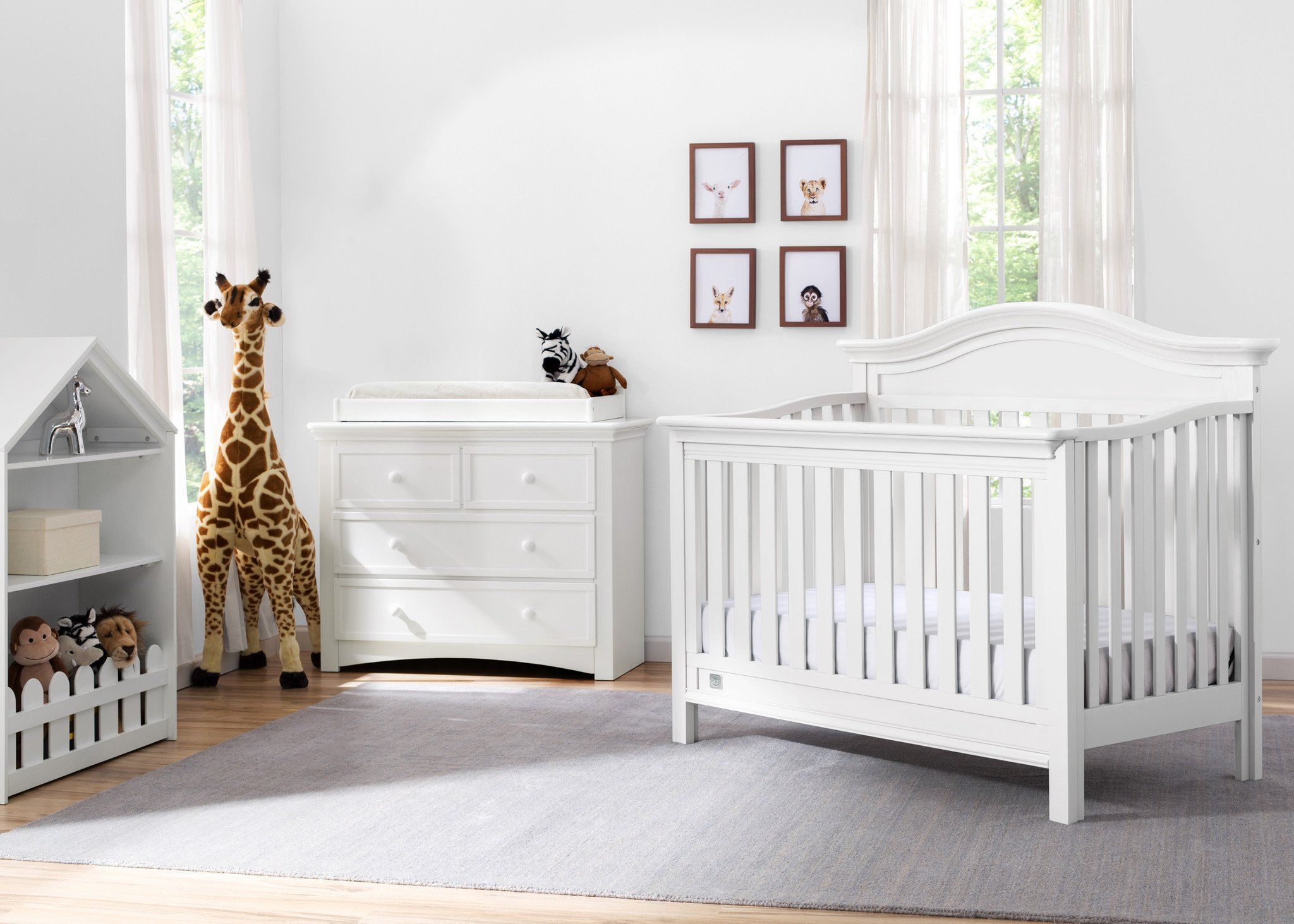 Banbury 4-in-1 Convertible Baby Crib - Toddler Bed, Daybed & Full-Size Bed - Safe Nursery Furniture for Newborns to Teens - Perfect for Bedrooms, Daycare & Guest Rooms