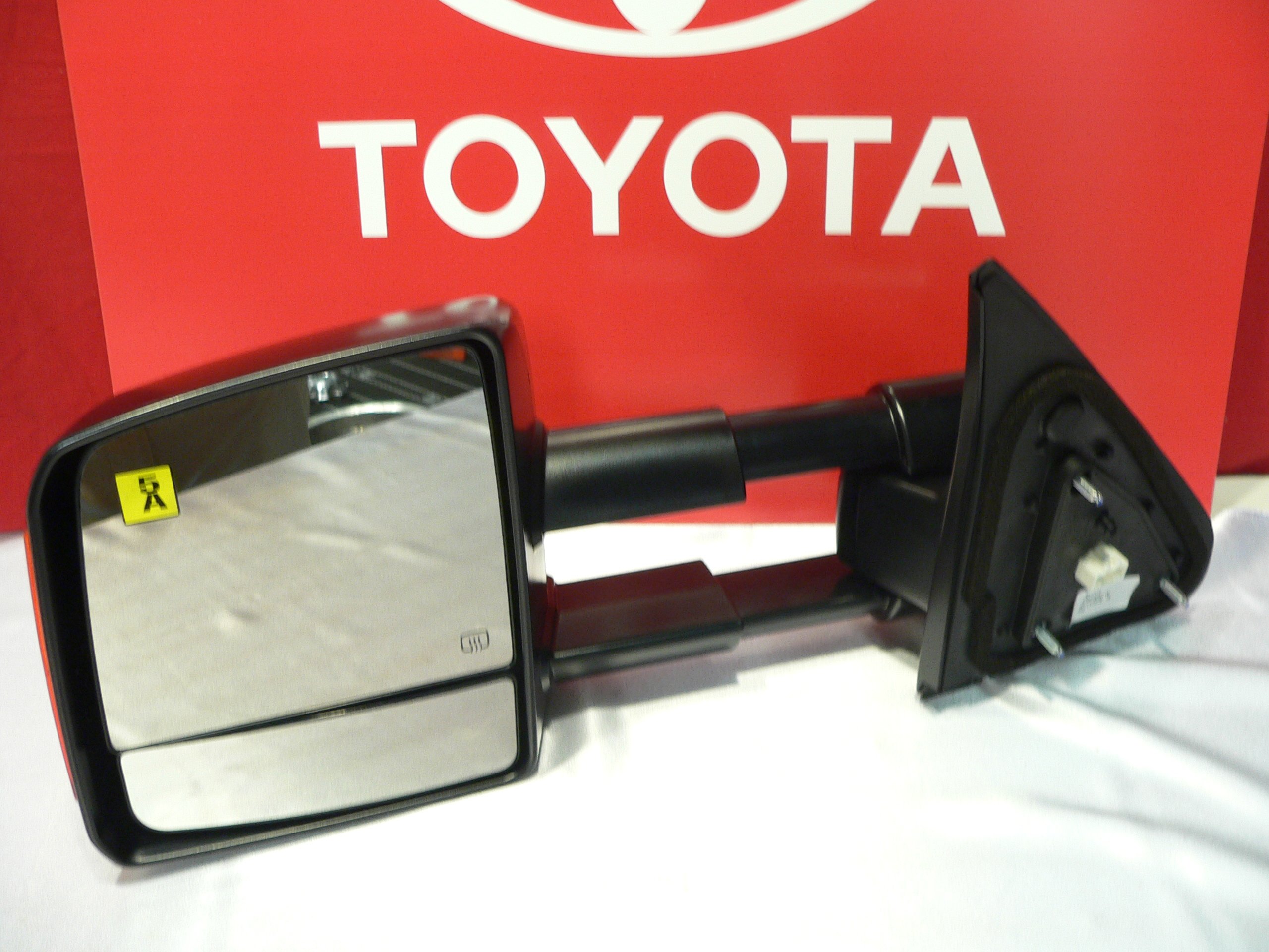 Toyota Tundra Power Towing Mirrors - Heated, Auto-Dimming, Turn Signal (Pair) - Perfect for Heavy-Duty Towing & Off-Road Adventures