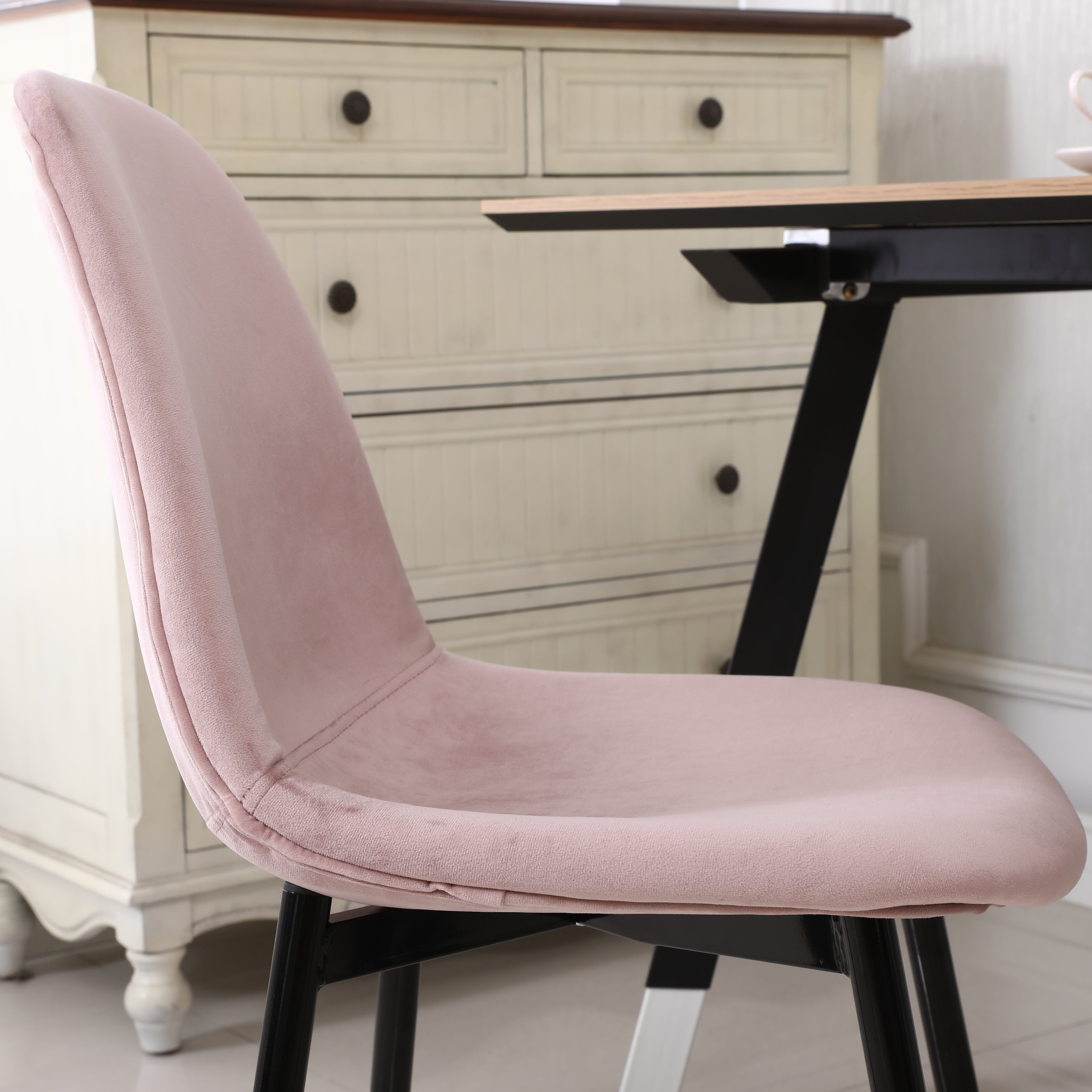 Roundhill Furniture Lassan Modern Fabric Dining Chairs - Set of 4 Pink Upholstered Chairs for Kitchen, Dining Room & Breakfast Nook - Comfortable Contemporary Seating for Home & Restaurant