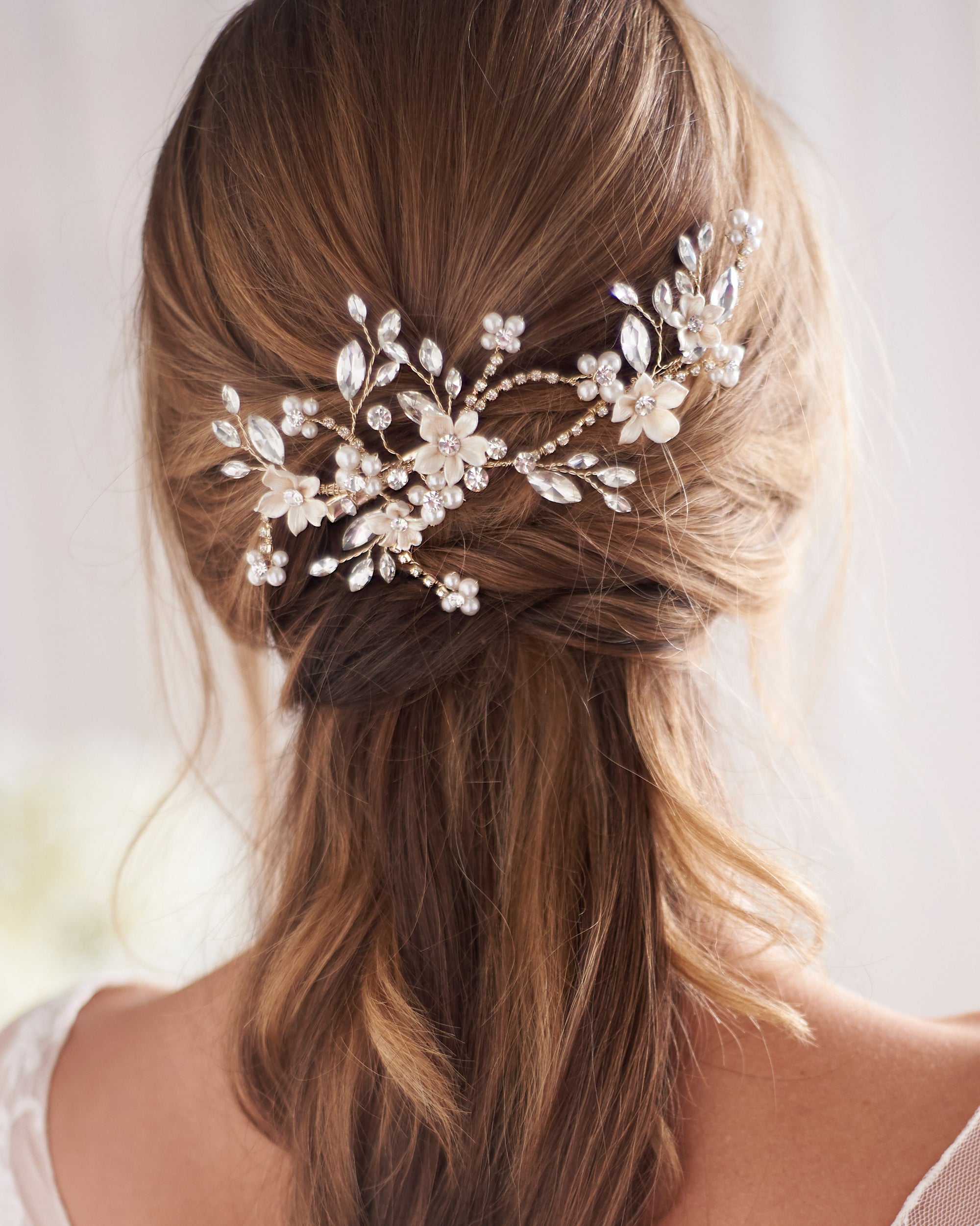 Flora Pearl & Crystal Hair Clip - Elegant Bridal Hair Accessories for Weddings, Prom, Parties & Special Occasions