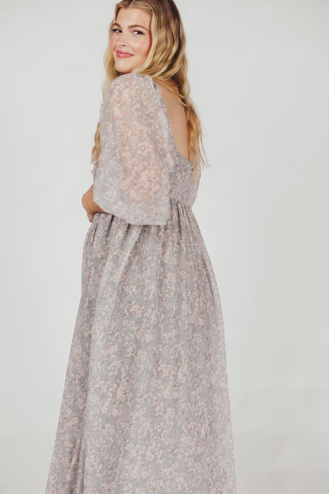 Elegant Sage Green Floral Smocked Maxi Dress for Women - Bump Friendly Maternity & Inclusive Sizing (S-3XL) - Perfect for Summer Weddings, Beach Vacations & Casual Outings