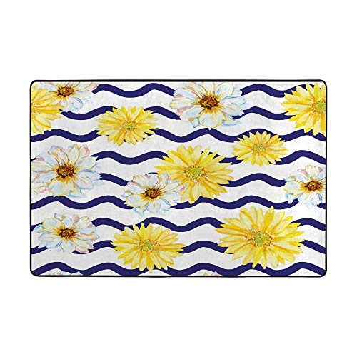 White and Yellow Daisy on Wave Striped