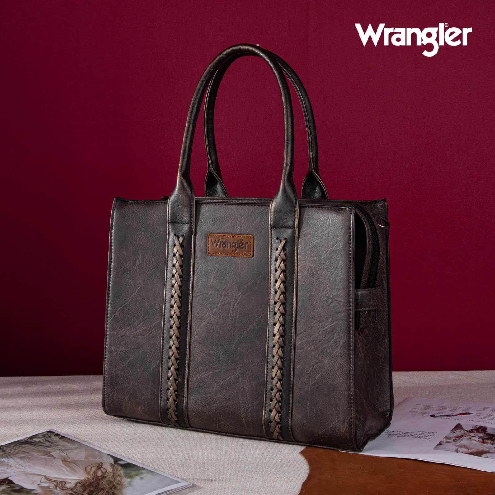 Wrangler Women's Adjustable Crossbody Purse for Daily Use