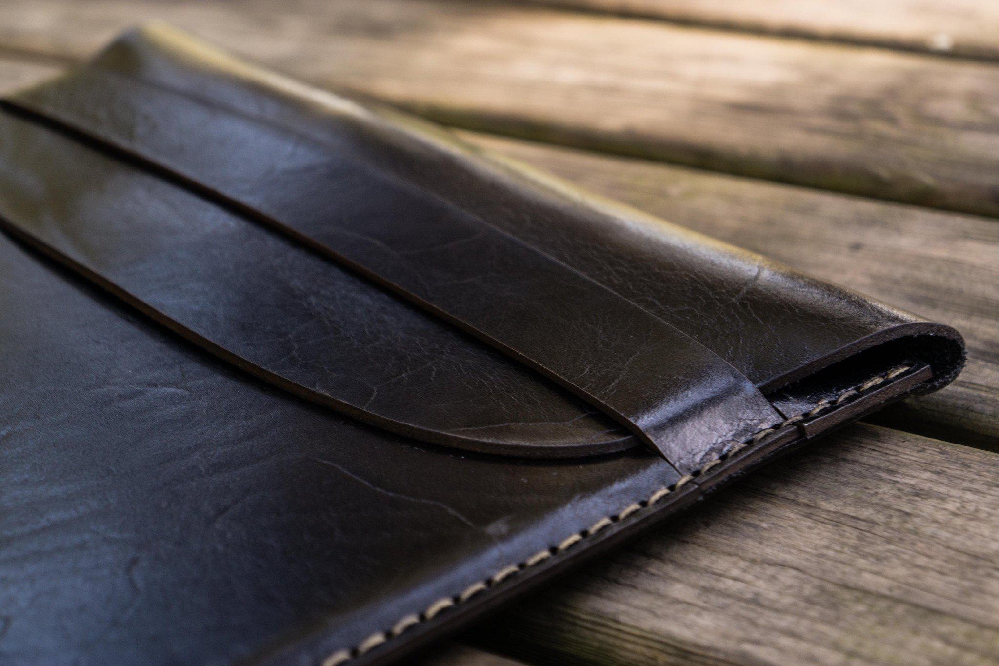 Premium Genuine Leather iPad Pro 12.9 Case Sleeve - Multiple Color Options for 2022/2023 Model - Perfect for Office, Travel & Home Use