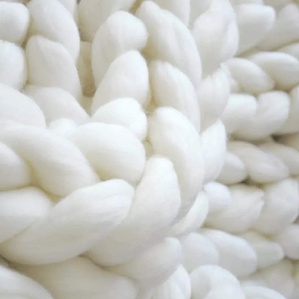 Luxury Chunky Knit Throw Blanket - Super Soft Handmade Cable Knit Blanket for Bed, Sofa & Home Decor - 60×80in (150×200cm) White - Perfect for Cozy Evenings, Winter Warmth & Farmhouse Style Living Rooms