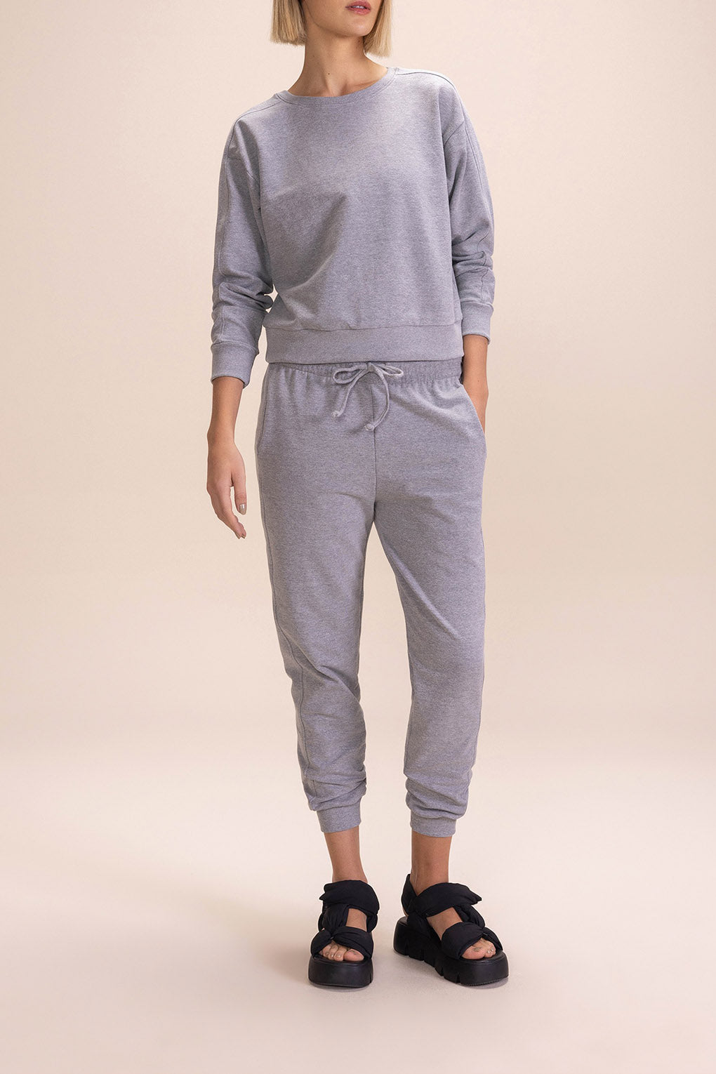 Comfortable Everyday Jog Sweatshirt for Women & Men - Soft Casual Pullover Hoodie for Running, Gym, Lounge & Streetwear