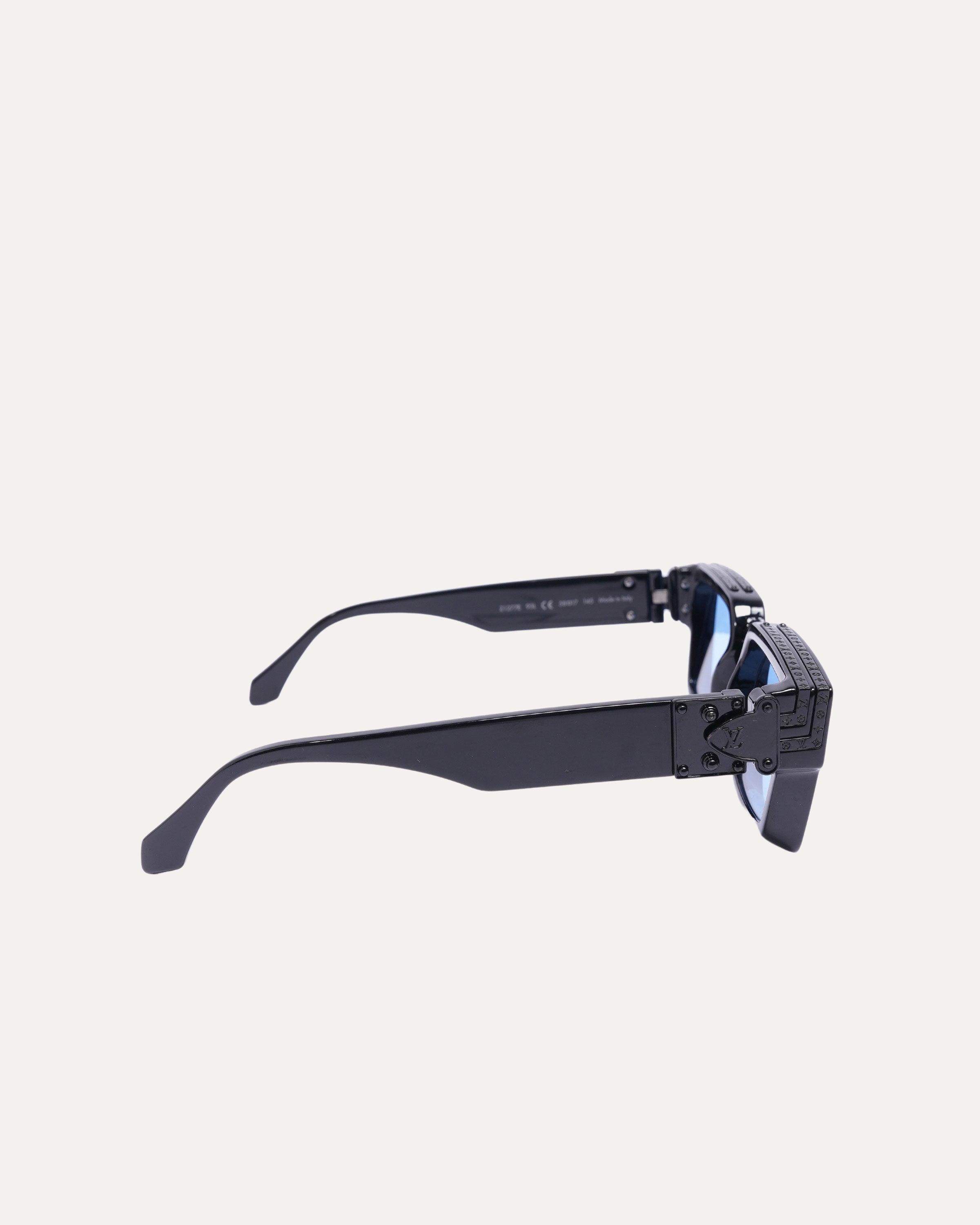1.1 Millionaire Sunglasses - Premium UV Protection Luxury Shades for Men & Women - Stylish Designer Sunglasses for Outdoor, Driving & Beach Activities