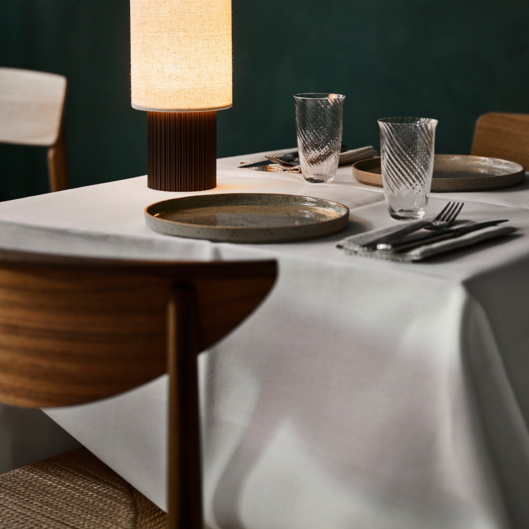 Modern HM3 Dining Chair - Elegant Wooden Seat for Kitchen, Dining Room & Office - Perfect for Home Decor & Entertaining Guests