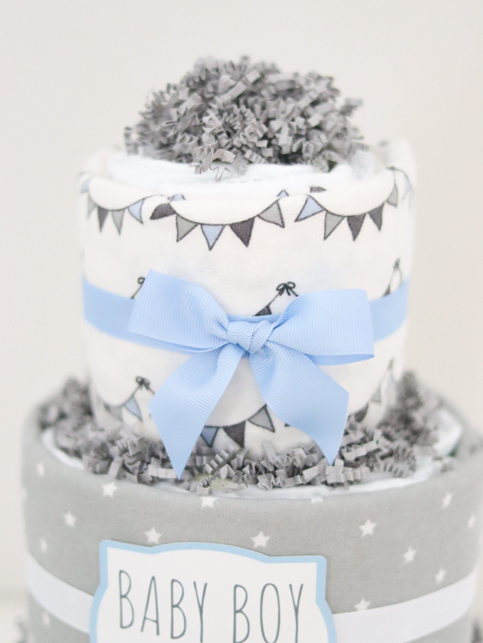 Royal Safari Diaper Cake - Baby Shower Gift Set with Organic Cotton Diapers, Soft Blanket & Plush Toys | Perfect for Newborns, Gender Reveal Parties & Nursery Decor (DCBG1002)