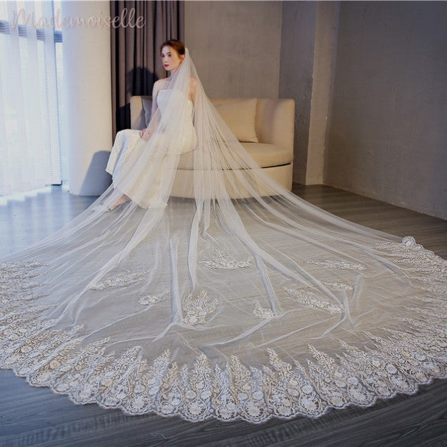 Damariss Veil - Elegant Bridal Wedding Veil for Women | Perfect for Church Ceremonies, Photo Shoots & Special Occasions