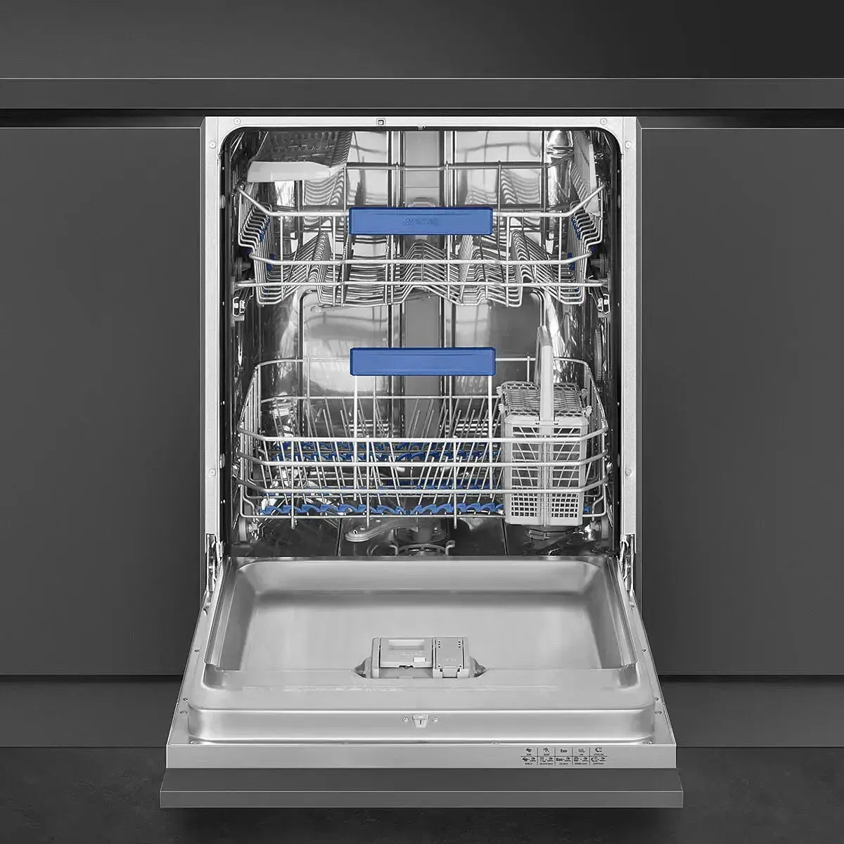 Smeg 60cm Built-In Dishwasher - Stainless Steel Sapphire Finish | Energy Efficient Underbench Dishwasher for Modern Kitchens | Perfect for Small Families & Open-Plan Homes