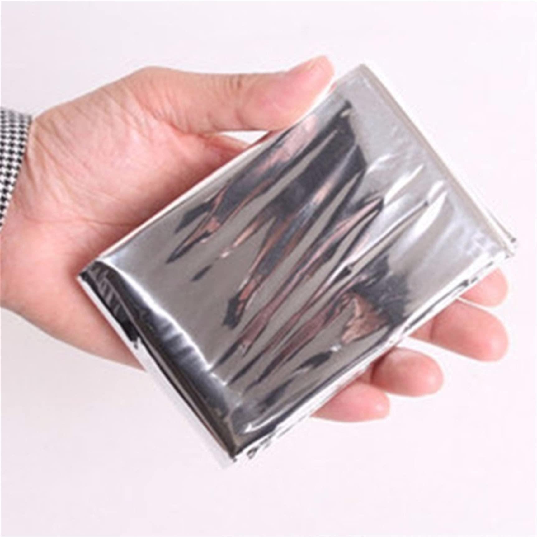 Emergency Mylar Thermal Blanket - Lightweight Survival Blanket for Outdoor Camping, Hiking & First Aid Kits - Reflective Heat Retention for Extreme Weather & Survival Situations