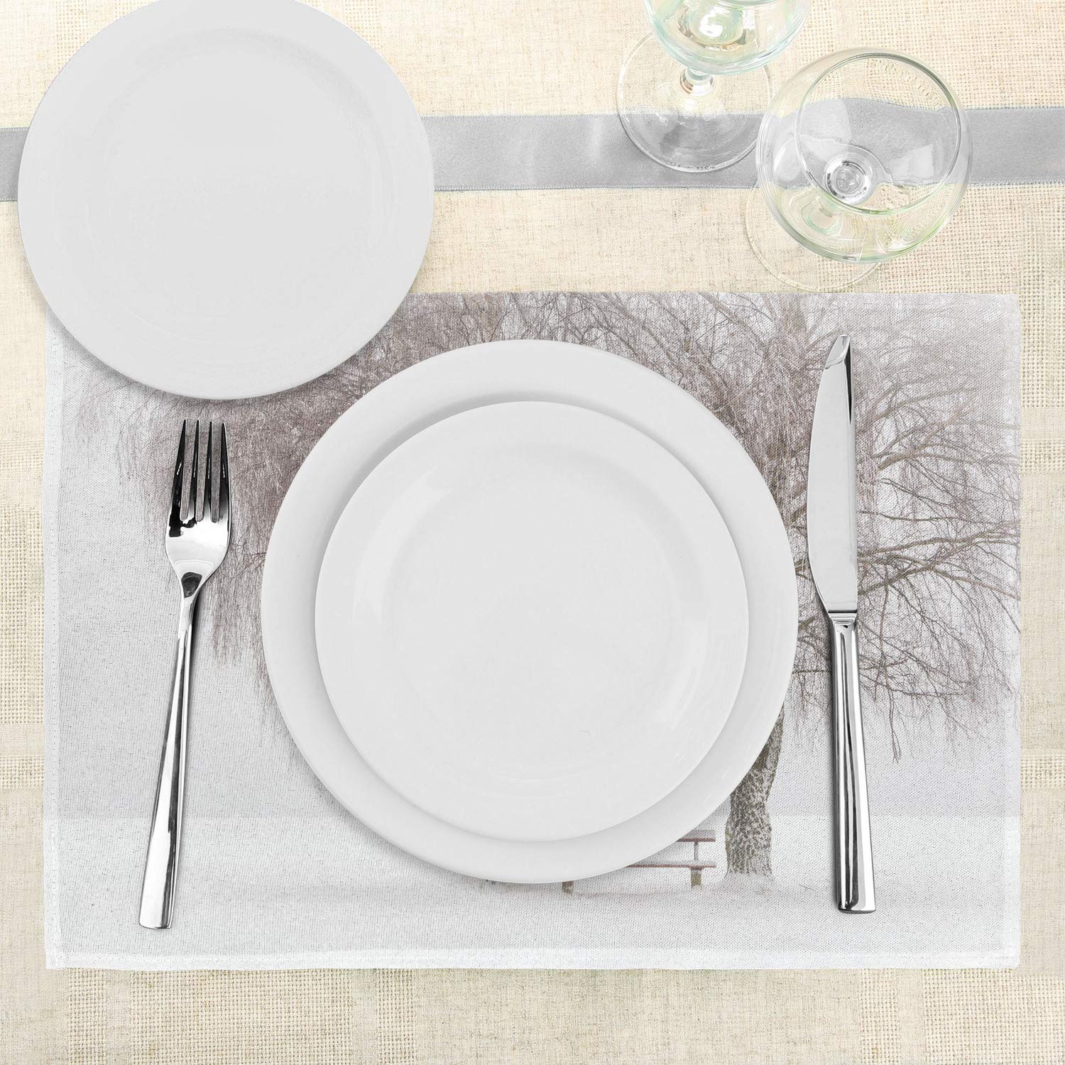 Ambesonne Winter Placemats Set of 4 - Snowy Park Bench Scene with Blizzard Holiday Design - Washable Fabric Table Mats for Dining Room & Kitchen Decor (White & Brown) - Perfect for Christmas Dinners, Cozy Winter Meals & Holiday Table Settings