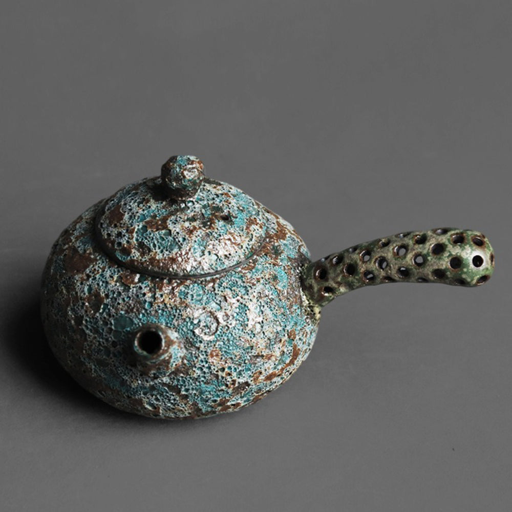 Premium Japanese Kyusu Bronze Wormhole Teapot - Traditional Cast Iron Teapot for Green Tea & Matcha - Perfect for Tea Ceremonies, Home Brewing & Gifts