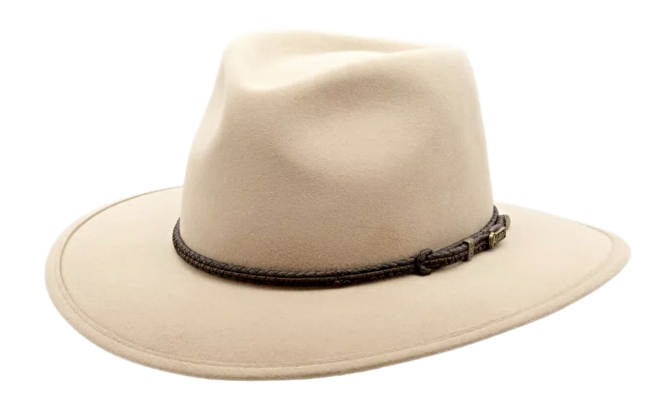 Akubra 'Traveller' Sand Outback Hat - Premium Australian Wool Felt Cowboy Hat for Men & Women - Perfect for Outdoor Adventures, Hiking, and Country Music Festivals