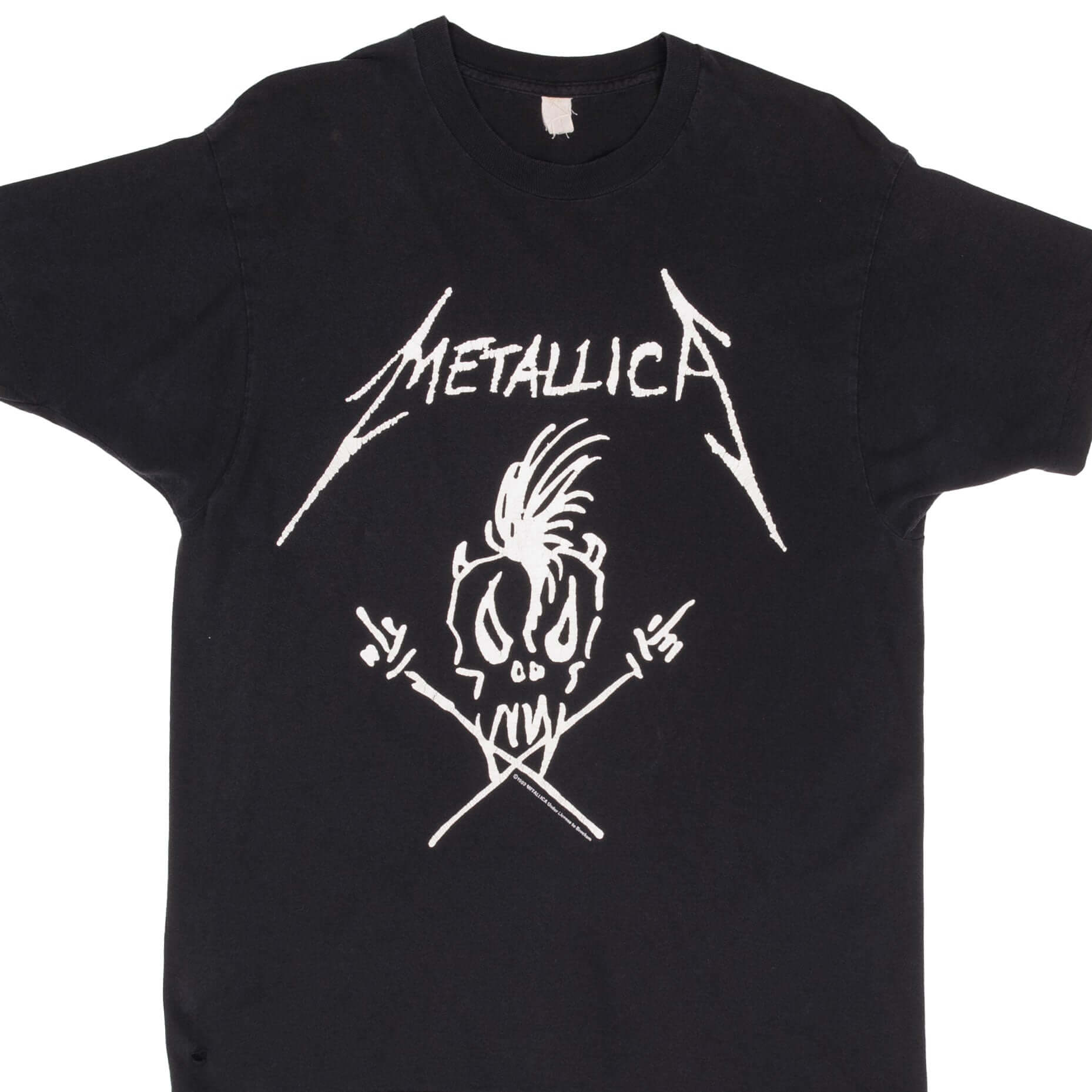 Vintage Metallica Nowhere Else to Roam Europe Tour 1993 T-Shirt - Medium Size - Classic Rock Band Tee for Concerts & Casual Wear