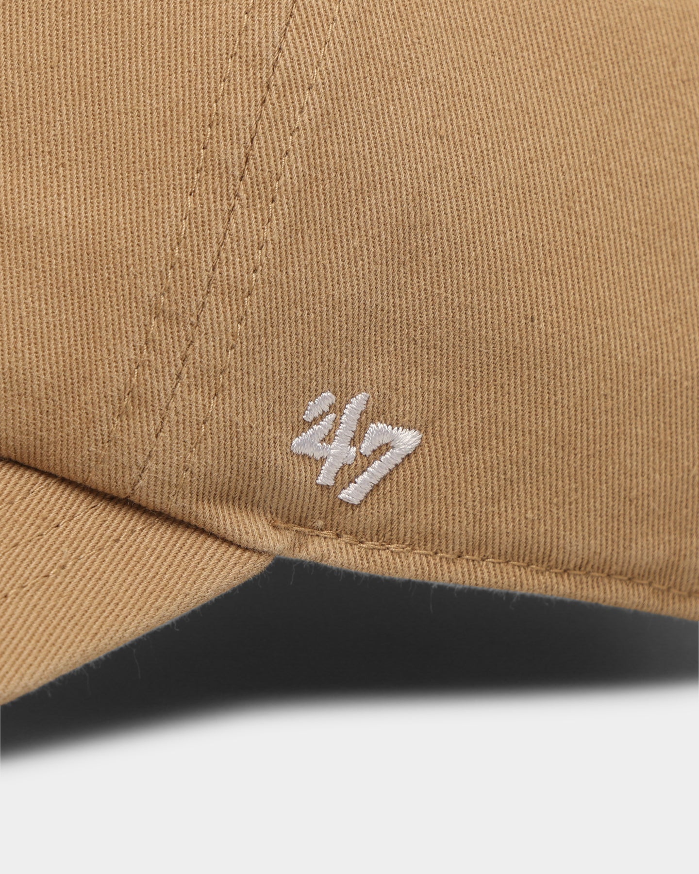 47 Brand Flat 47 Clean Up Strapback Hat - Adjustable Khaki Baseball Cap for Men & Women - Perfect for Outdoor Sports, Casual Wear and Sun Protection
