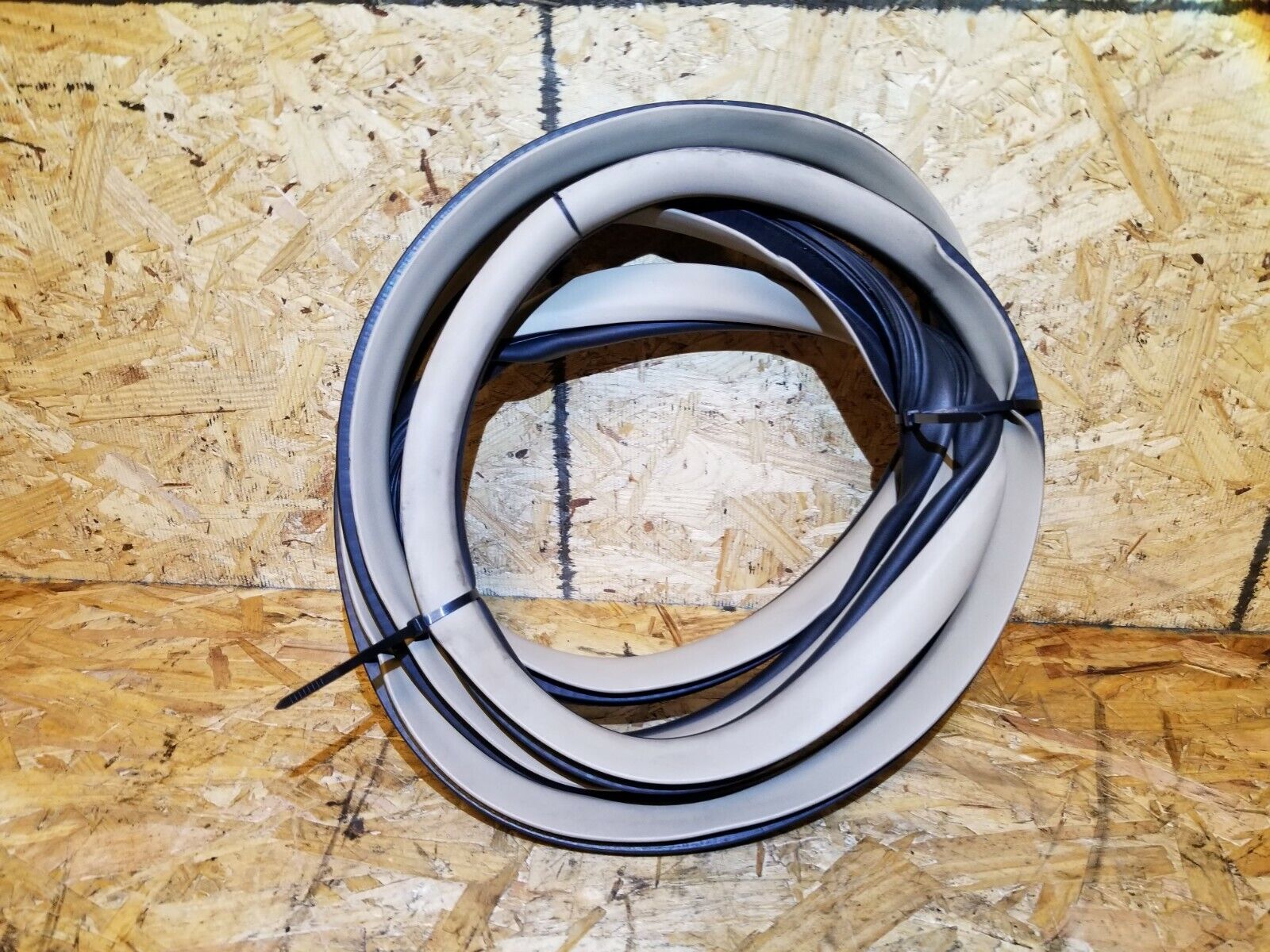 2005-2009 Cadillac SRX Rear Left Driver Side Door Weatherstrip Seal - OEM Replacement Part for Improved Weather Protection & Noise Reduction - Perfect for Rainy Days & Long Road Trips