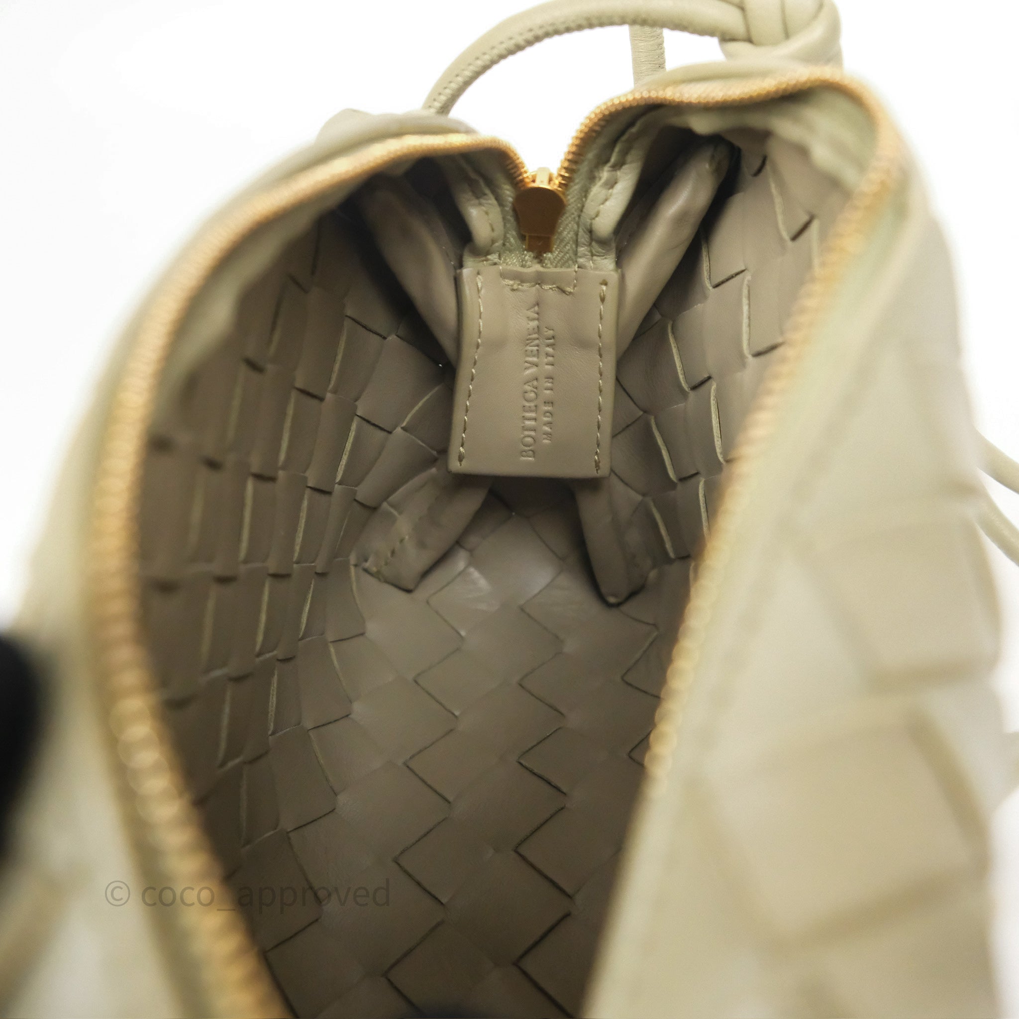 Bottega Veneta Loop Camera Bag - Intrecciato Lambskin Leather Crossbody Bag in Travertine | Stylish Everyday Purse for Women, Perfect for Work, Travel & Date Night