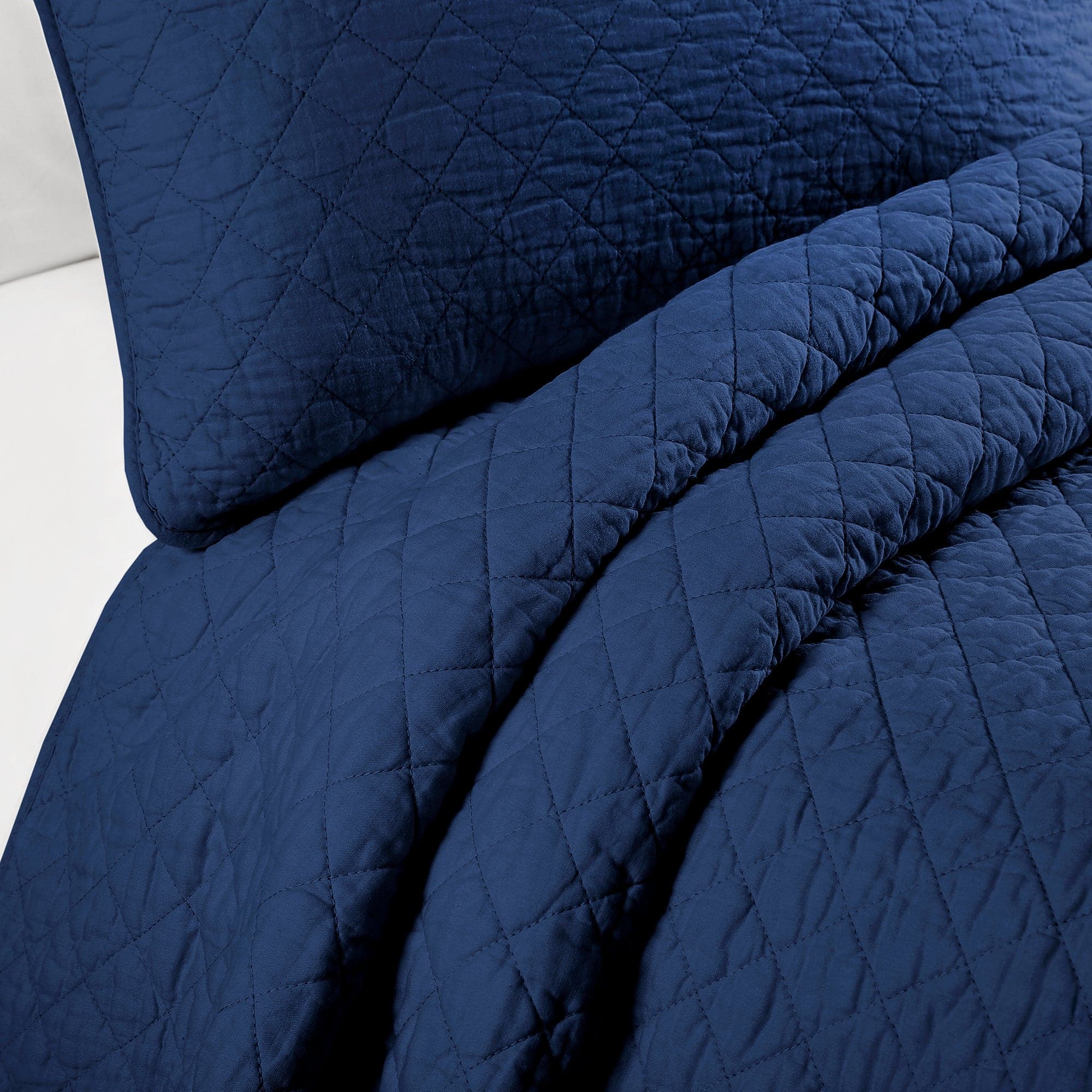 Ava Diamond Oversized Cotton Quilt Set - King Size Bedding with Soft Breathable Fabric for All Seasons | Perfect for Master Bedroom, Guest Room & Cozy Home Decor