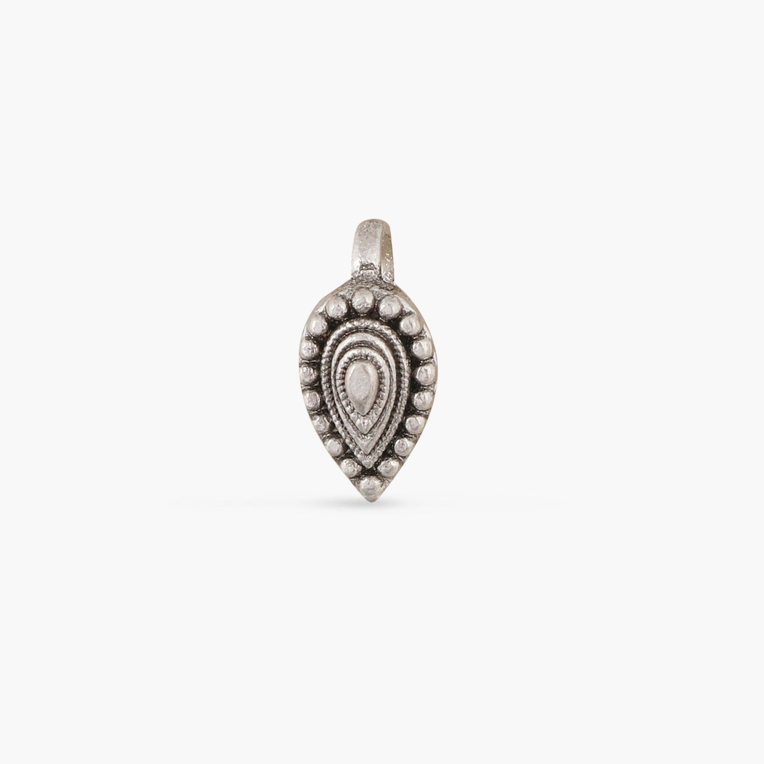 Antique Oxidized Silver Nose Pin for Women – Traditional Indian Maati Statement Nose Ring – Perfect for Weddings, Festivals & Ethnic Fashion