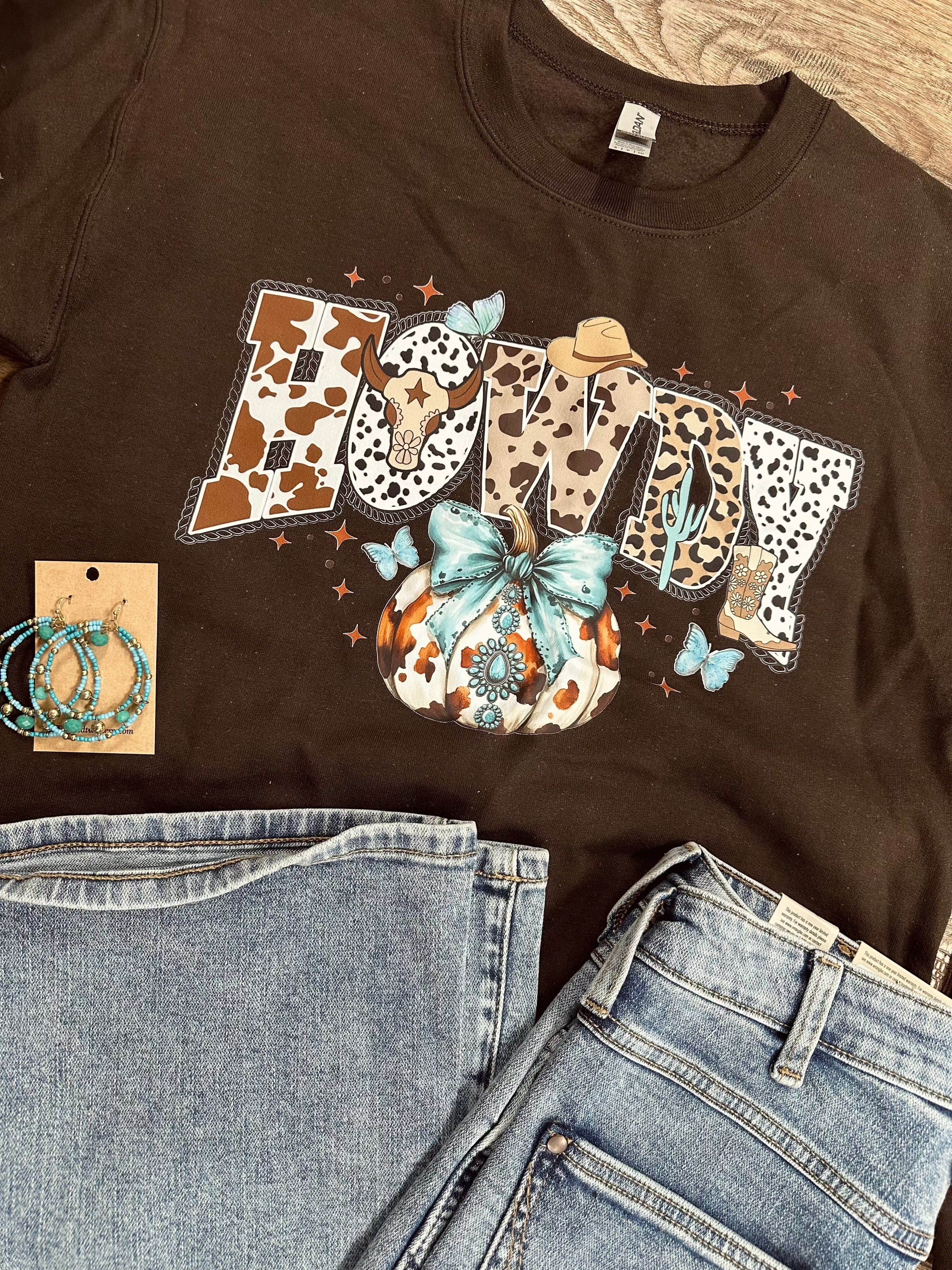 Western Pumpkin Howdy Sweatshirt - Cute Fall Graphic Hoodie for Women & Men | Perfect for Halloween, Thanksgiving & Autumn Outfits