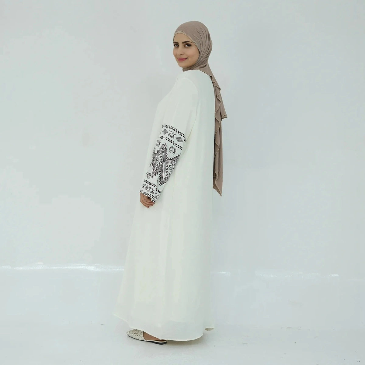 Elegant Embroidery Sleeve Abaya Dress #24877 - Modest Muslim Fashion for Prayer, Wedding & Special Occasions