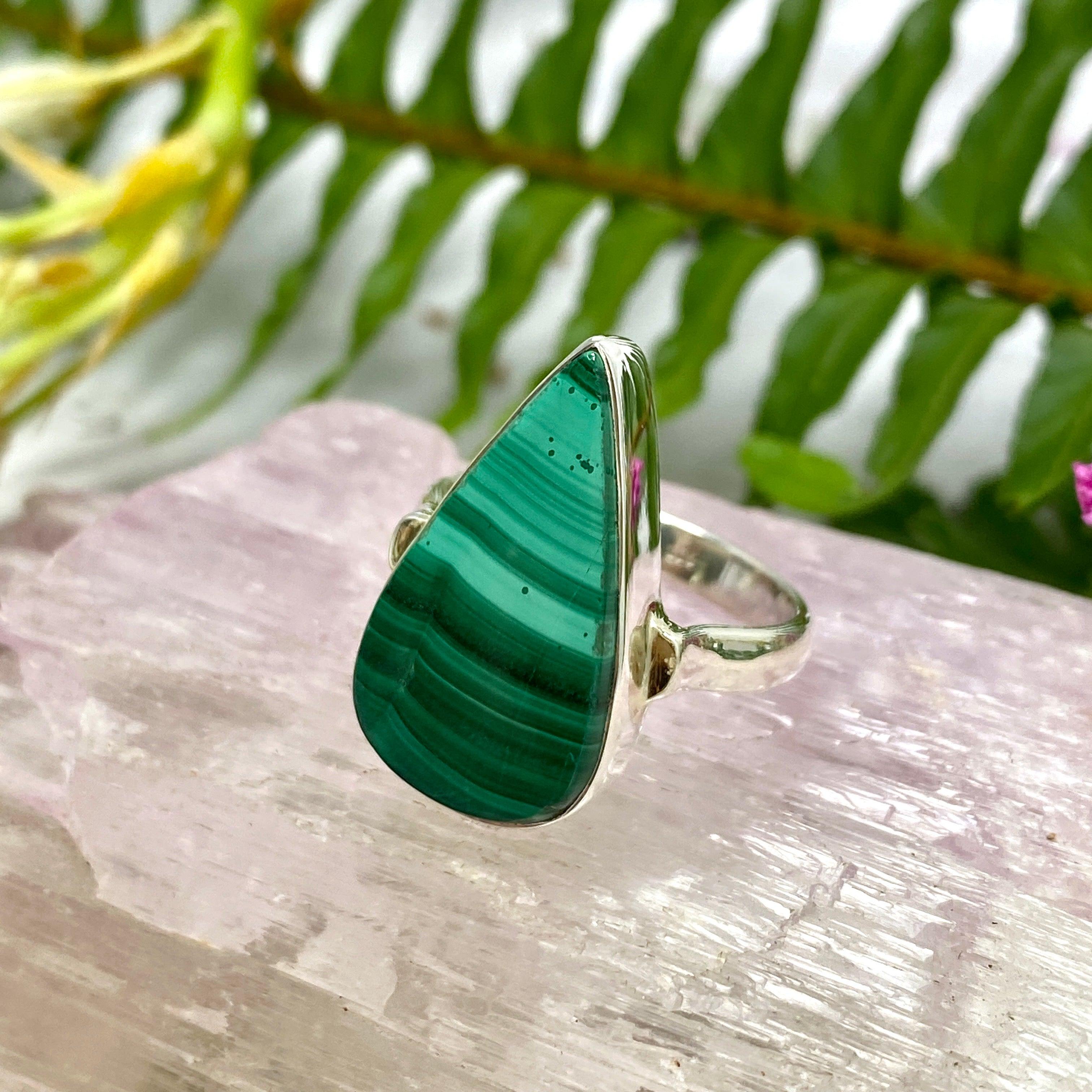 Malachite Teardrop Ring - Size 9 - KRGJ2623 - Elegant Green Stone Jewelry for Women, Perfect for Parties, Weddings & Everyday Wear