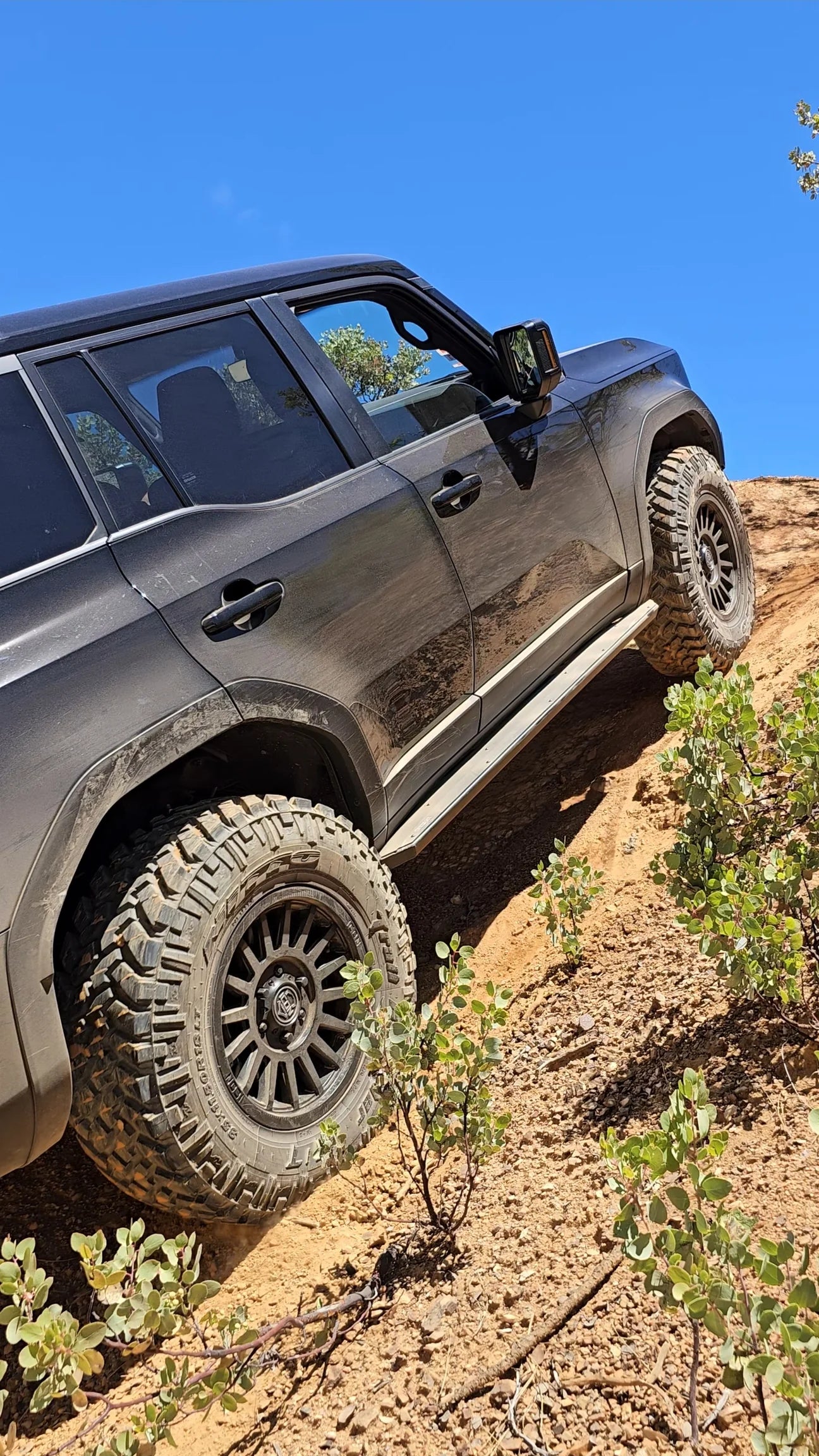 2024+ Toyota Land Cruiser 250 Heavy Duty Rock Slider Steps - Off-Road Protection & Side Steps - Perfect for Trail Riding & Daily Driving