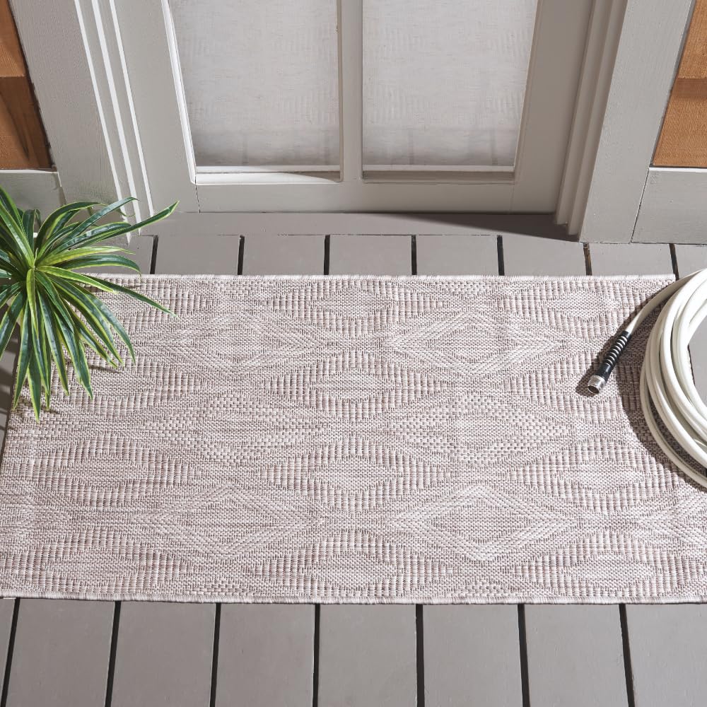 SAFAVIEH Courtyard Collection 2' x 3'7' Beige Indoor/Outdoor Area Rug - Perfect for Patio, Backyard, Mudroom & Entryway Decor