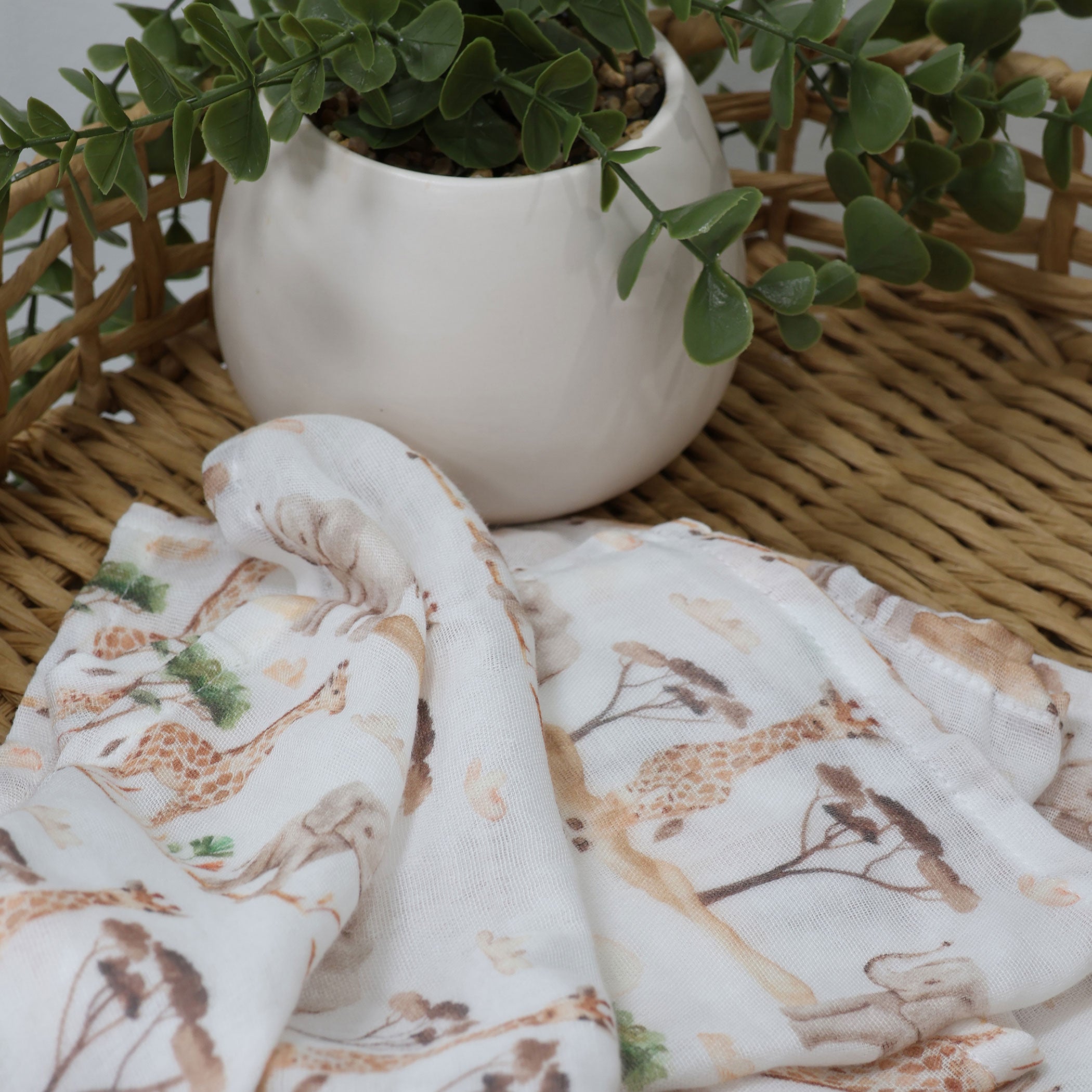 Premium 6-Pack Bamboo Muslin Face Cloths - Soft & Eco-Friendly for Baby Care, Makeup Removal & Gentle Exfoliation - Ideal for Sensitive Skin & Sustainable Skincare Routine
