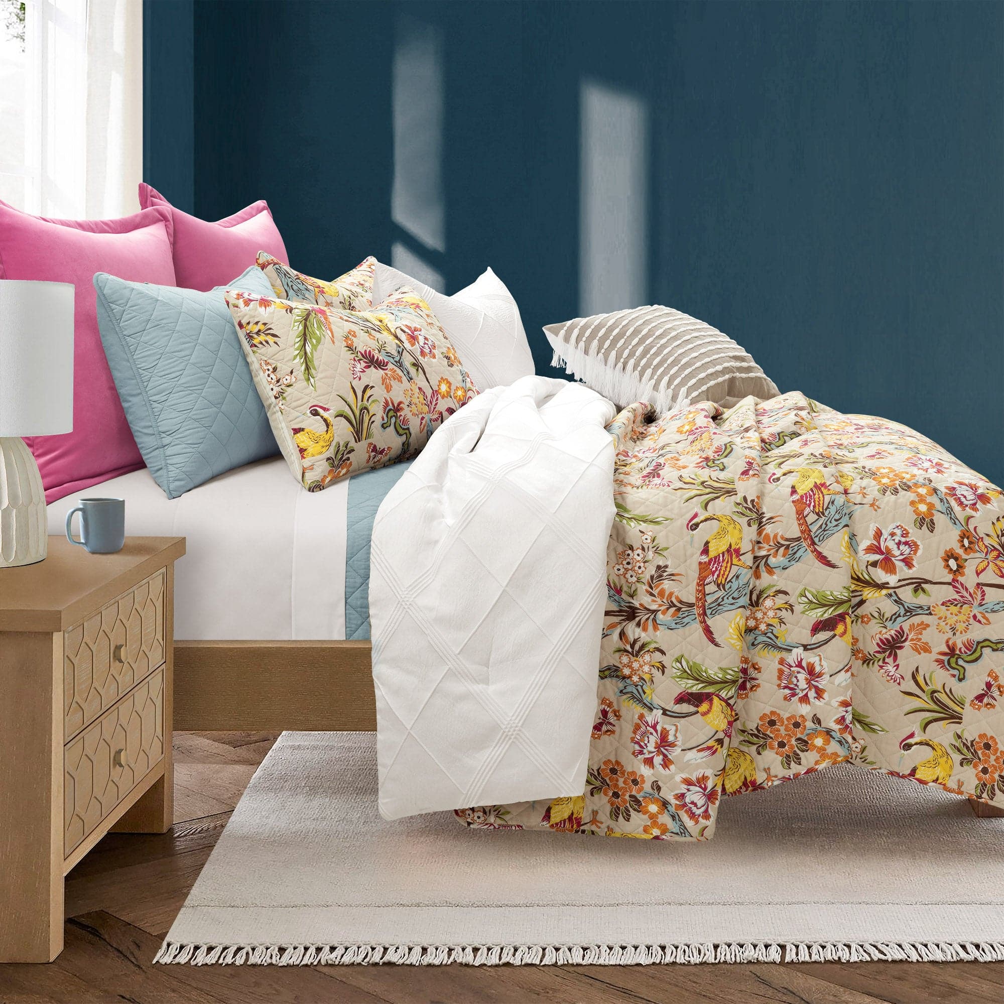 Premium Dolores 3-Piece Quilt Set - Soft Bedding Comforter with Matching Pillow Shams | Perfect for Master Bedroom, Guest Room & Cozy Home Decor