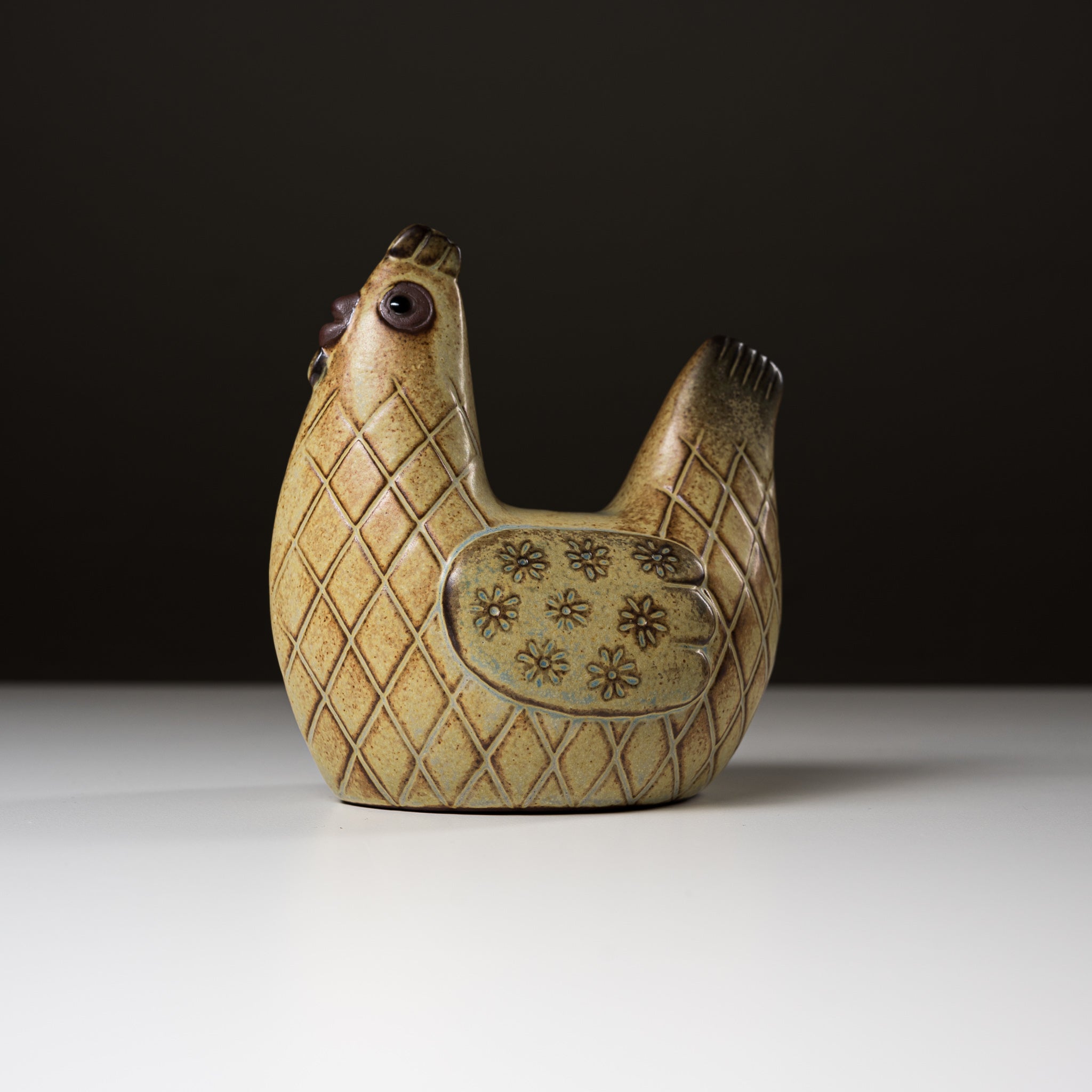 Seto Ware KASHIWA Animal Ornament - Handcrafted Japanese Ceramic Chicken Figurine | Home Decor, Gift Idea, Collectible Art Piece for Shelf Display & Japanese Culture Enthusiasts