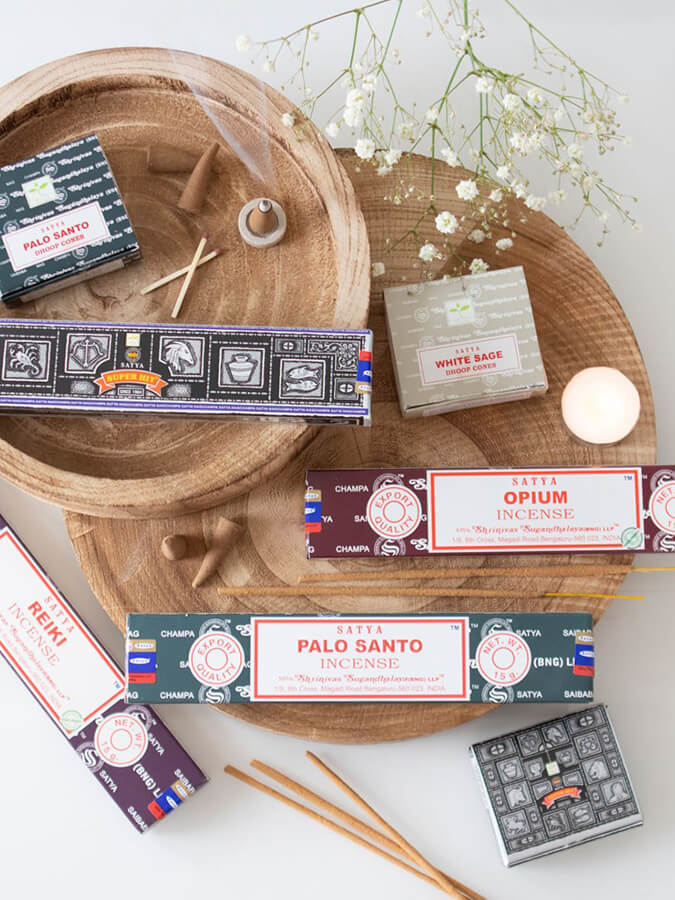 Satya Nag Champa Incense Sticks 15g Box - Premium Aromatic Sticks for Meditation, Yoga & Home Fragrance