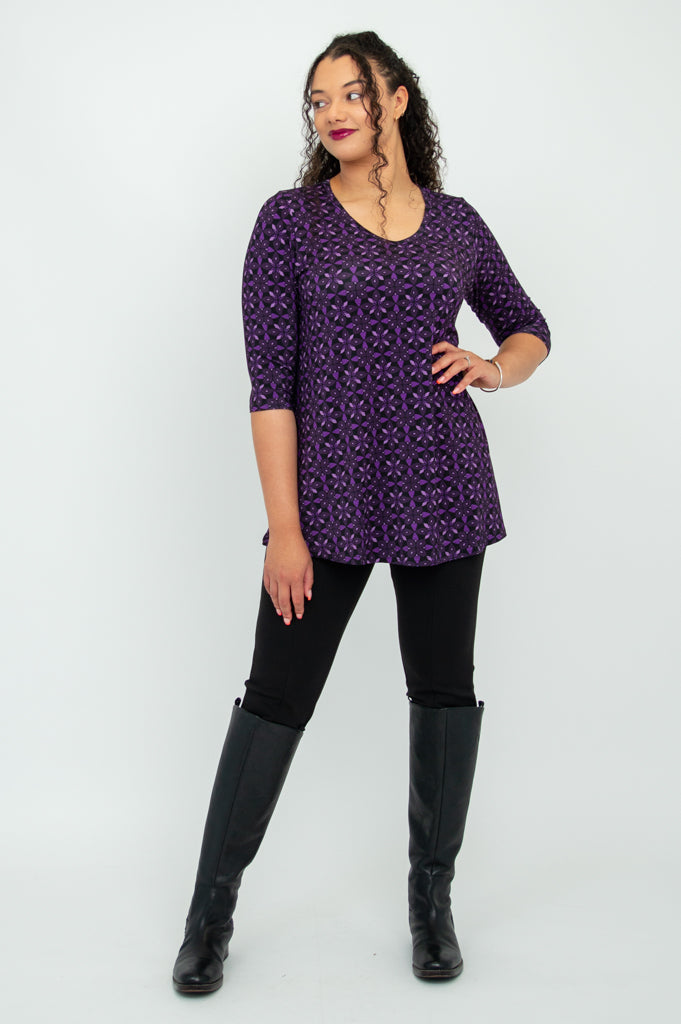 Stylish Courage Tunic with Geo Flower Print - Soft Bamboo Fabric - Perfect for Casual Wear & Summer Outfits - Final Sale