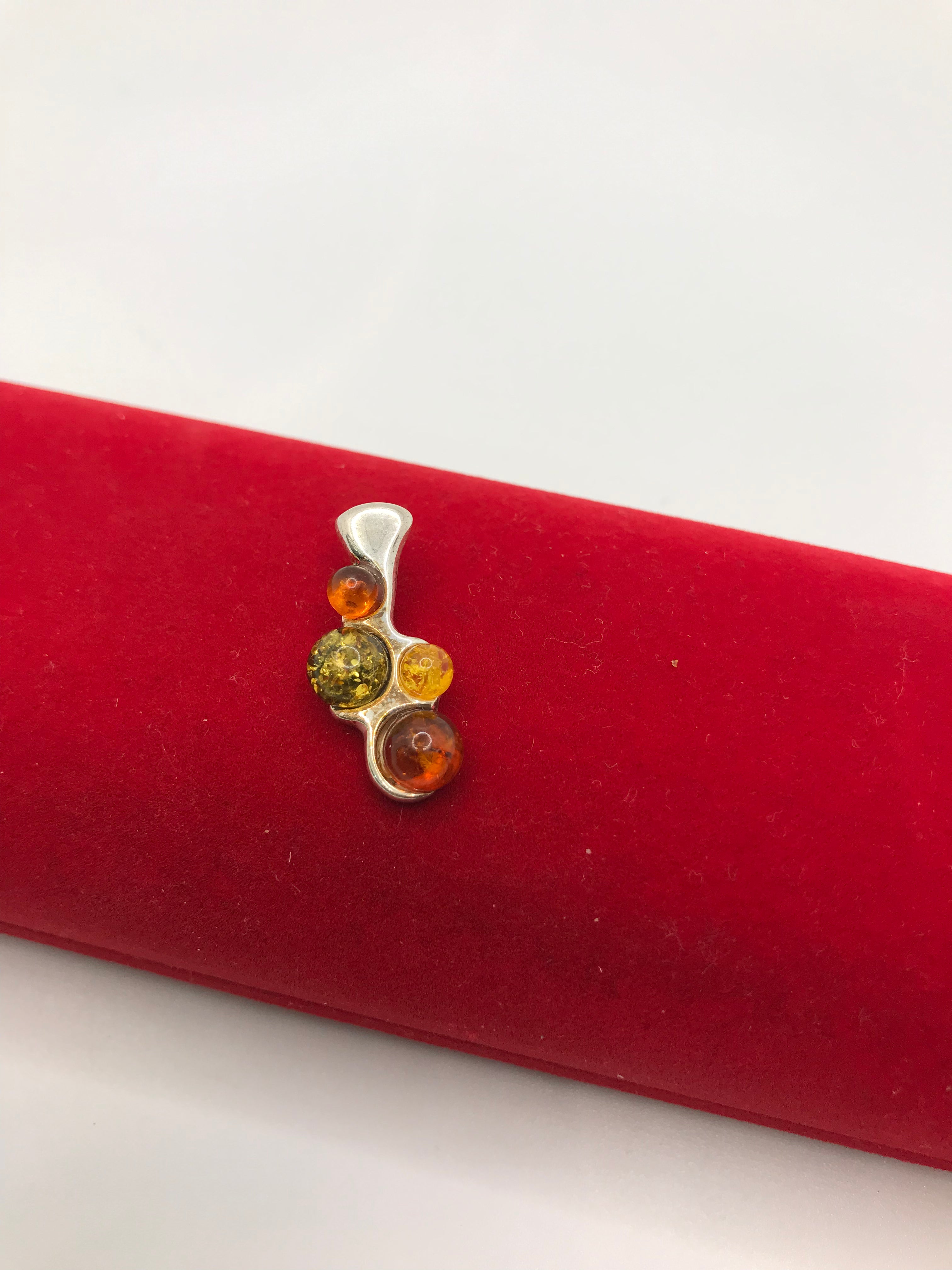 Exquisite Sterling Silver Amber Pendant Necklace for Women - Natural Baltic Amber Jewelry - Perfect for Everyday Wear, Gifts & Special Occasions