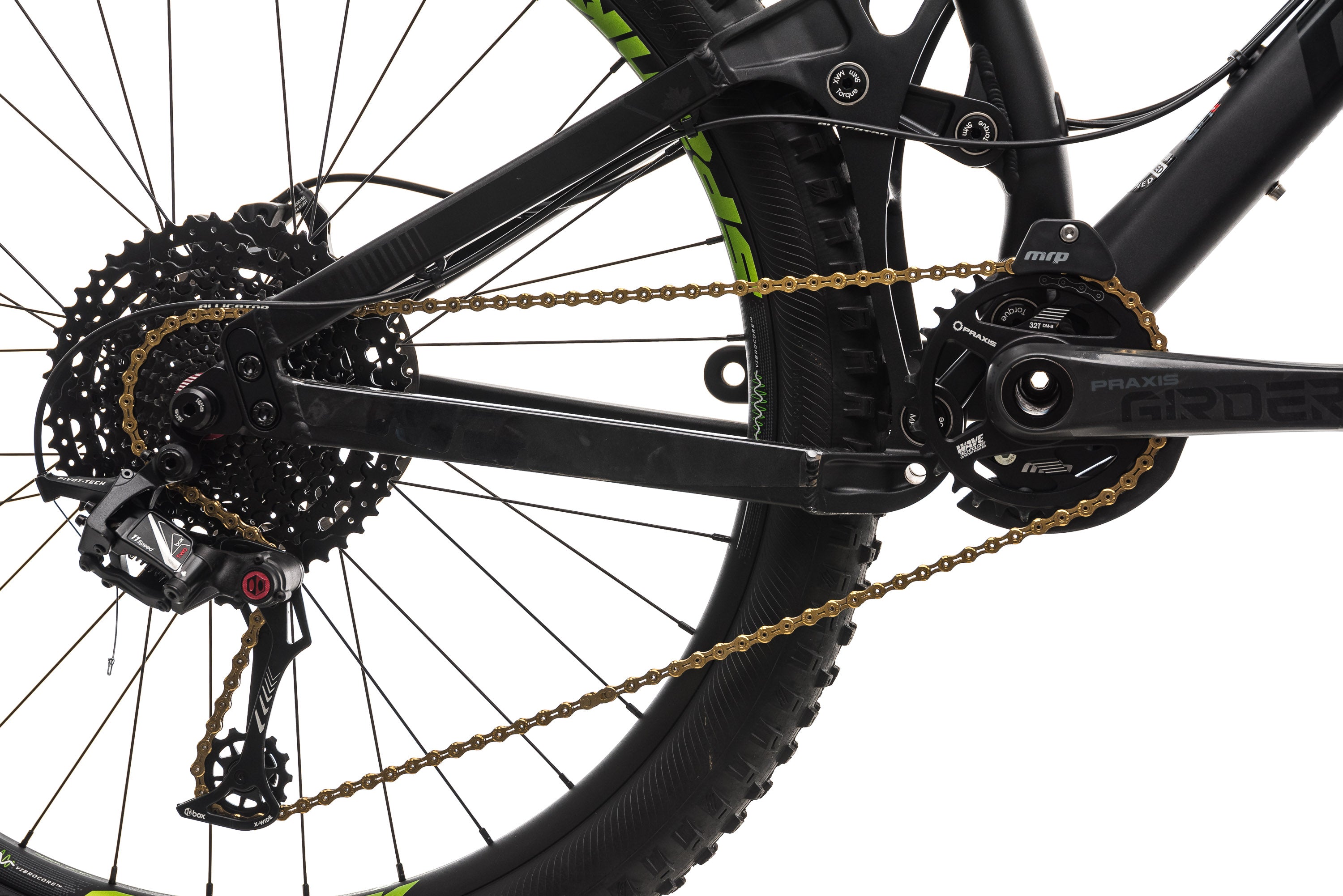 Banshee Rune Full Suspension Mountain Bike 2018 Model - Large Frame Size for Trail Riding & Enduro Adventures