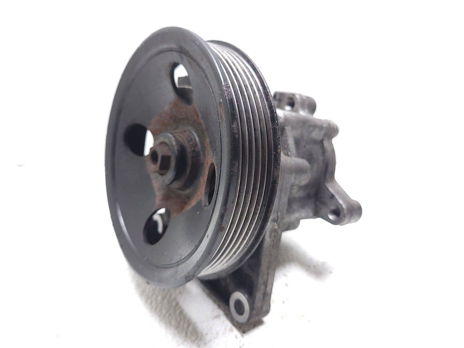 06-11 Mercedes ML500 Power Steering Pump OEM Replacement - High Performance Steering Pump for Smooth Driving & Off-Road Adventures