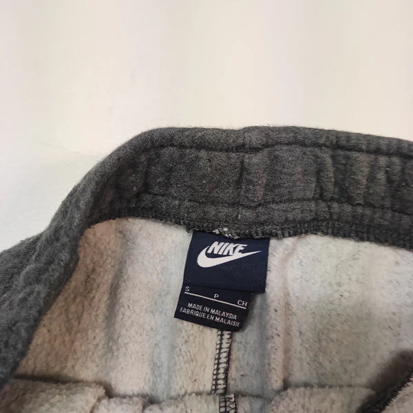 Nike Men's Baggy Joggers - Comfortable Loose Fit Jogging Pants Size S 312 | Perfect for Running, Gym Workouts & Casual Streetwear
