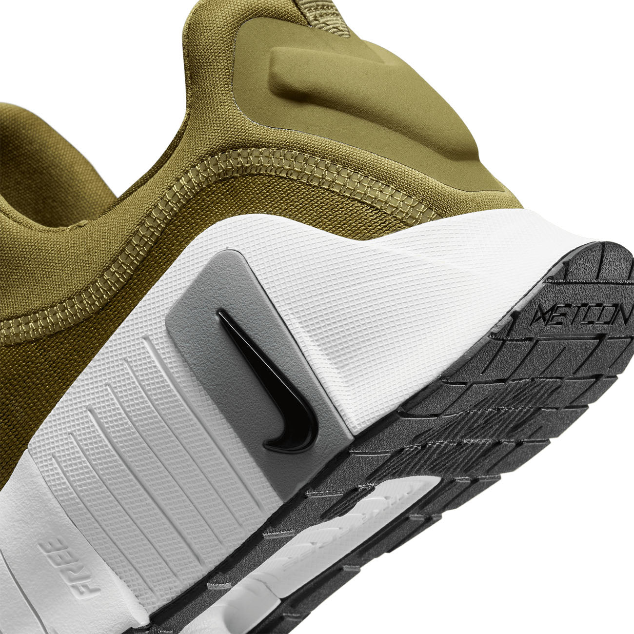 Nike Free Metcon 6 Men's Training Shoes - Lightweight Gym Workout & Crossfit Shoes for Running, Weightlifting & Fitness Training