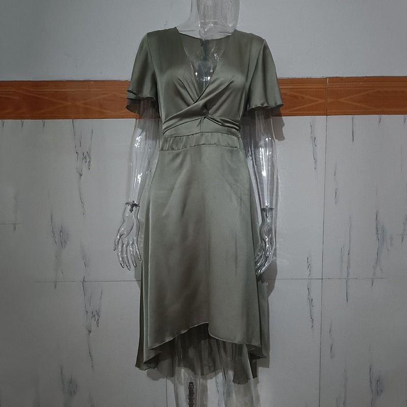 Vintage V-Neck Hollow Out Satin Maxi Dress with Ruffled Lace-Up Detail & Petal Sleeves - Elegant Asymmetrical Party Dress for Women | Perfect for Evening Events, Prom, Wedding Guest & Special Occasions