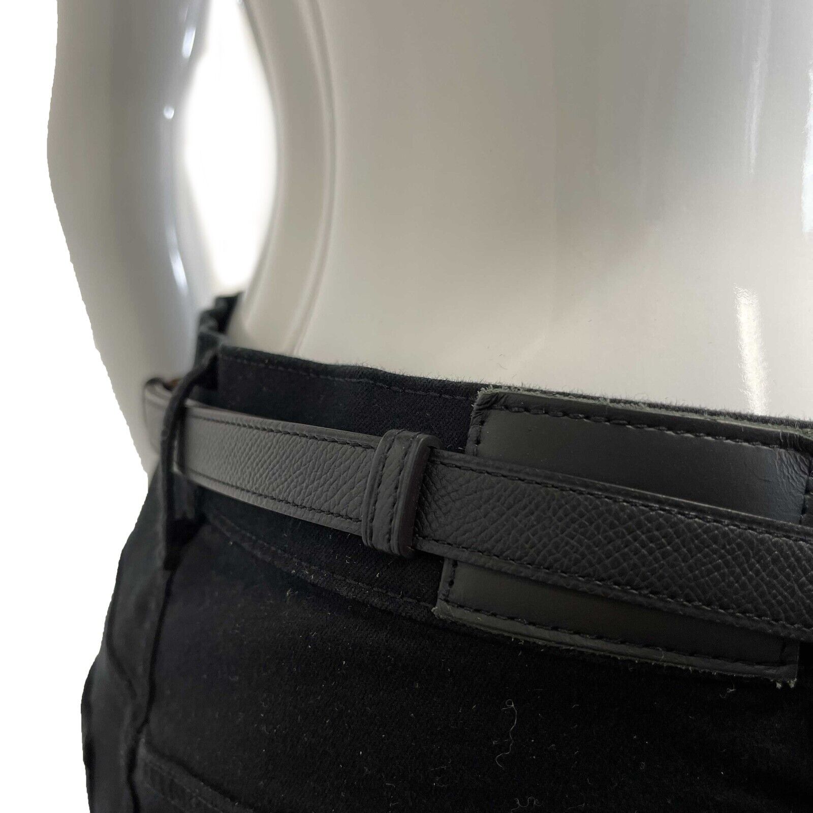 Hermes Epsom Rivale 18 Black Leather Belt - Adjustable Size for Men & Women | Perfect for Formal Wear, Business Attire & Special Occasions
