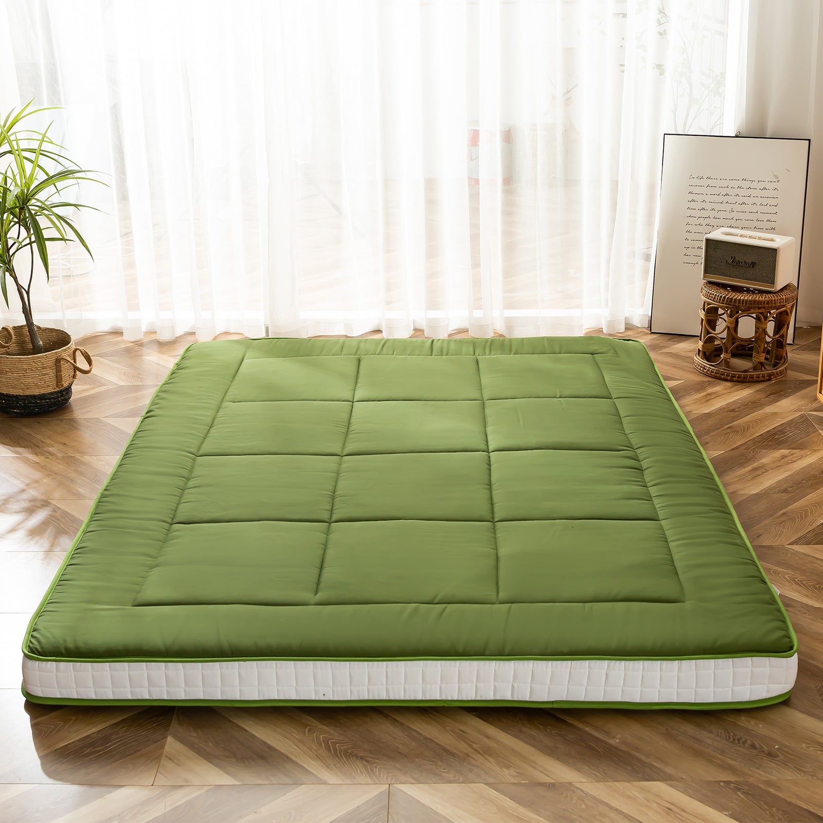 MAXYOYO Padded Japanese Floor Mattress - Green Foldable Roll Up Futon Mattress for Bedroom, Guest Room & Travel | Comfortable Floor Sleeping & Lounging