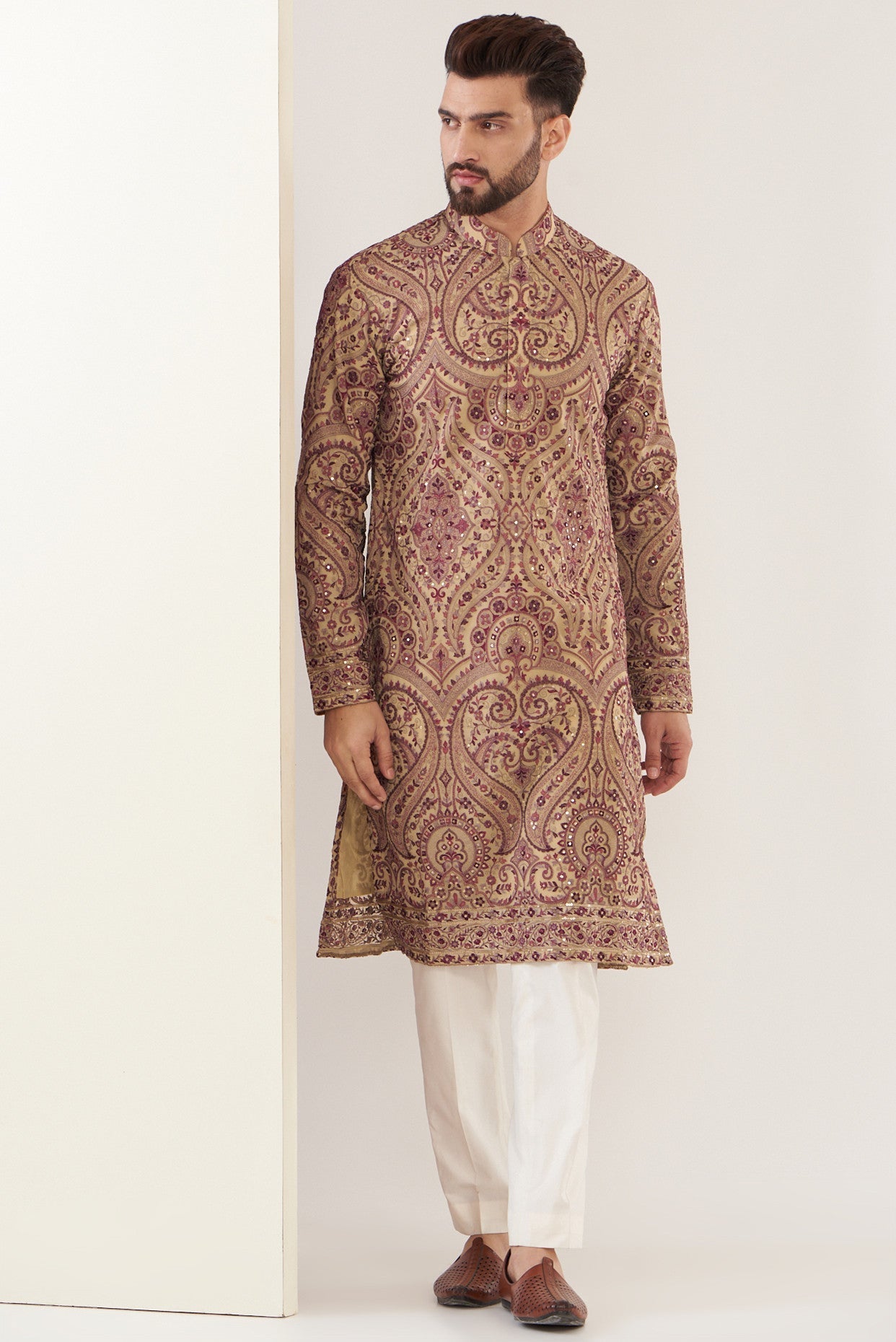 Exquisite Kashmiri Embroidered Kurta for Women - Traditional Handcrafted Cotton Tunic - Perfect for Festivals, Weddings & Ethnic Occasions